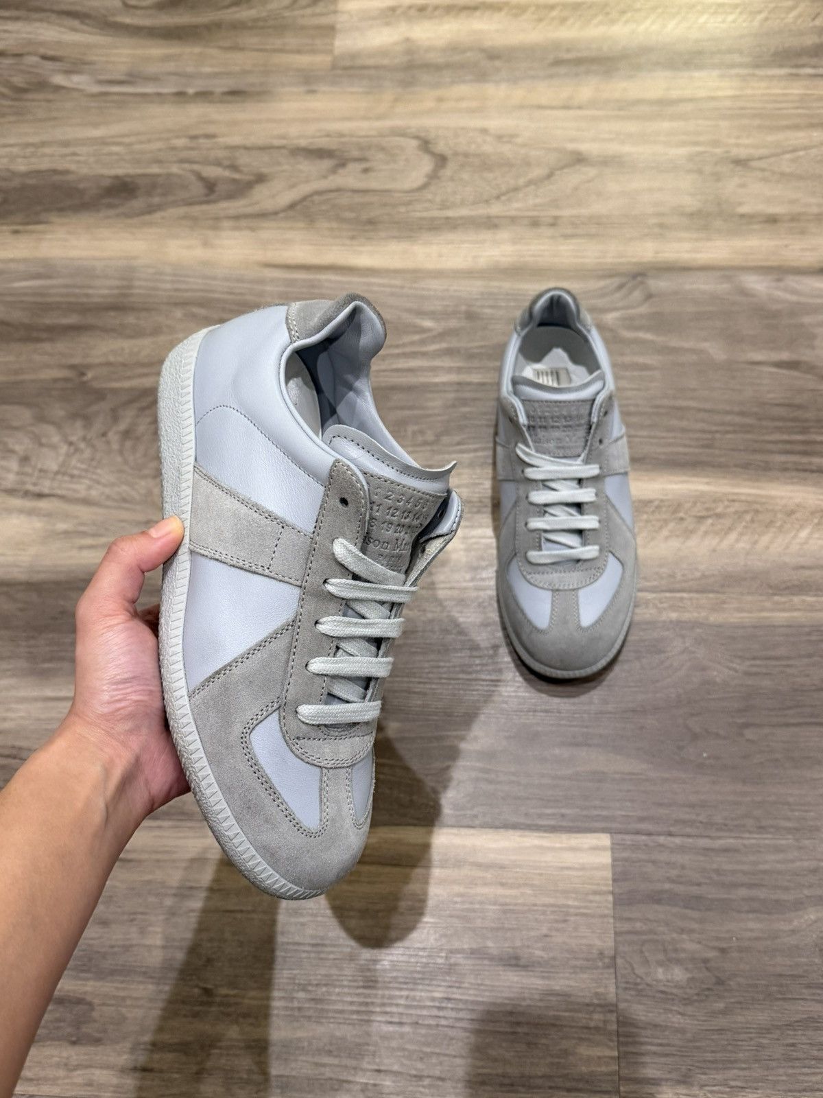 Maison Margiela Rare Maison Margiela Replica GAT EU 36 Tonal Grey Size US 6 / IT 36 - 2 Thumbnail