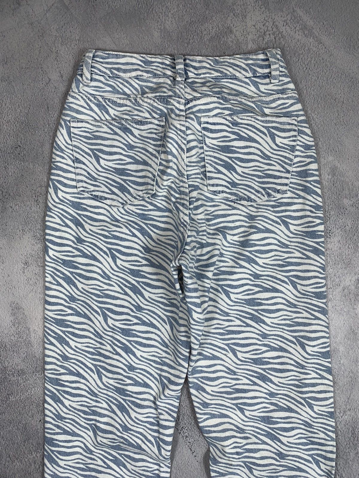 Japanese Brand × Vintage Vintage Y2K mom zebra denim pants trousers size japanese 24 Size 24" / US 00 / IT 34 - 2 Thumbnail