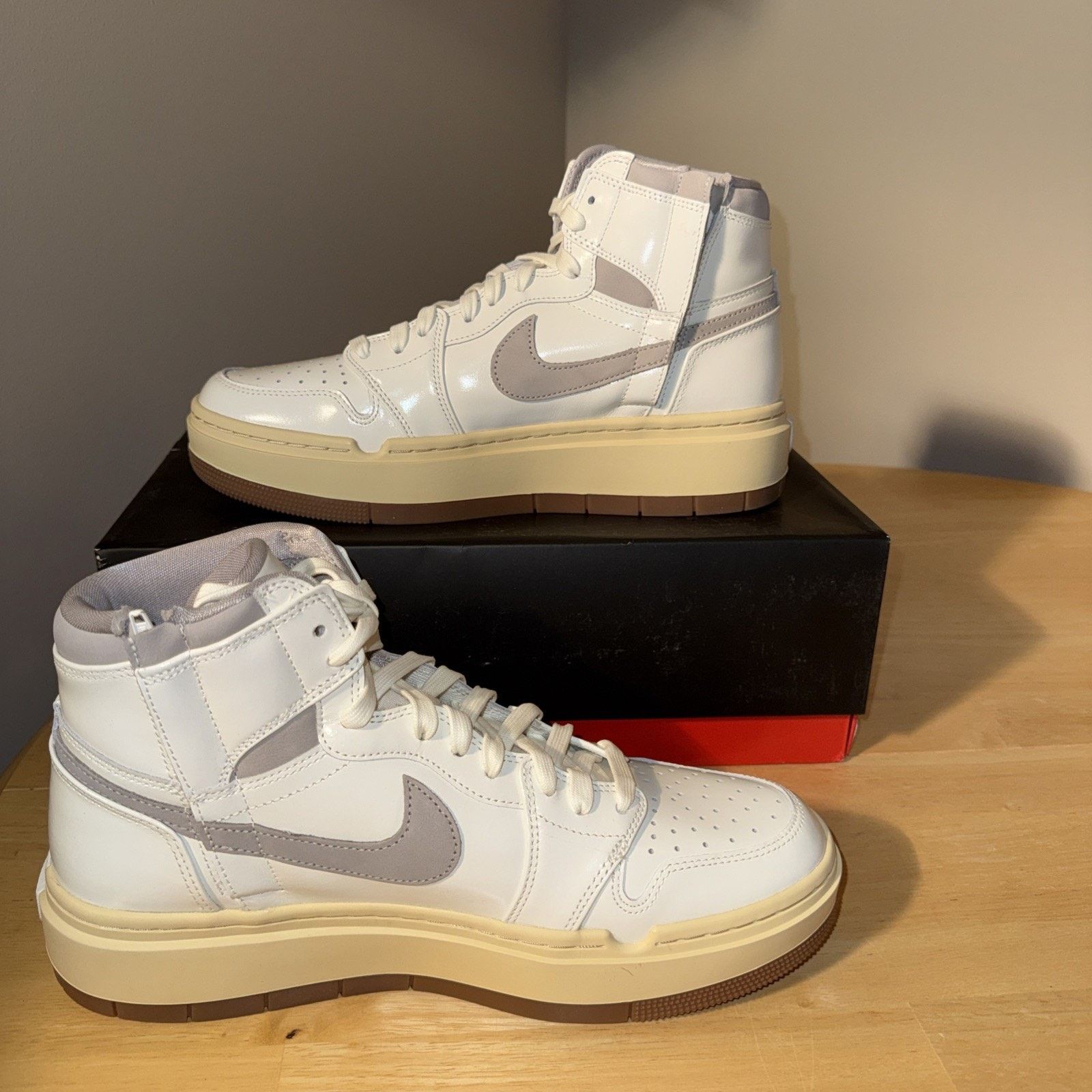 Nike Nike Air Jordan 1 Elevate High SE Women's Sz12 DZ3744 100 Size US 12 / IT 42 - 2 Thumbnail