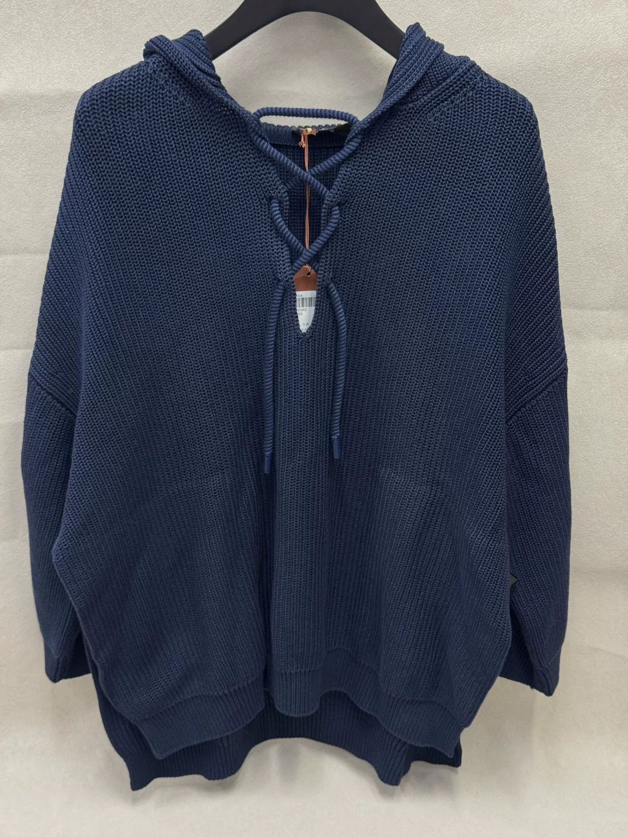Loro Piana Loro Piana Women's Navy Hooded Knit Size US S / EU 44-46 / 1 - 1 Thumbnail