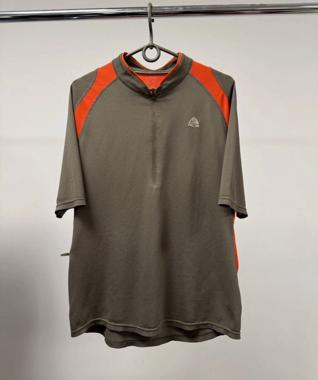 Nike ACG NIKE ACG T-Shirt Bike Velo Jersey Cycling Padded Vintage Size US L / EU 52-54 / 3 - 2 Thumbnail