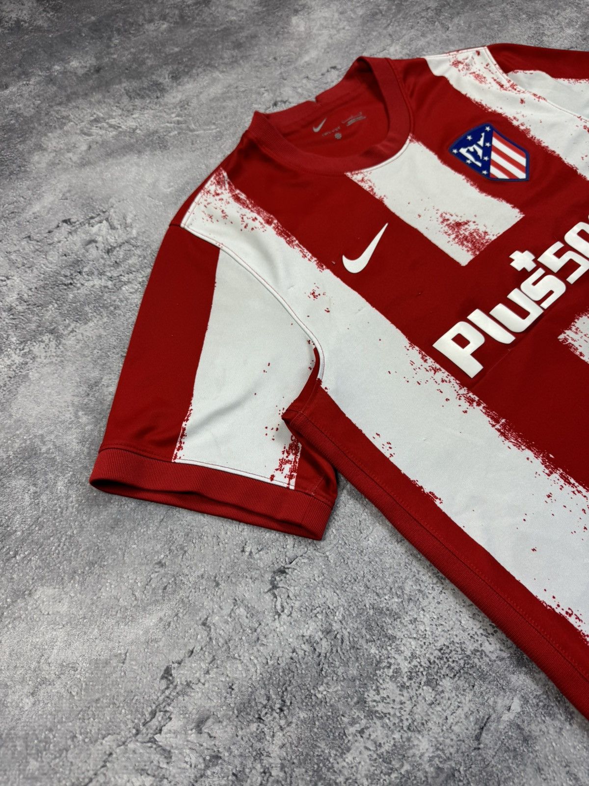 Nike Atletico Madrid 2021/2022 Home Football Soccer Jersey Size US L / EU 52-54 / 3 - 3 Thumbnail