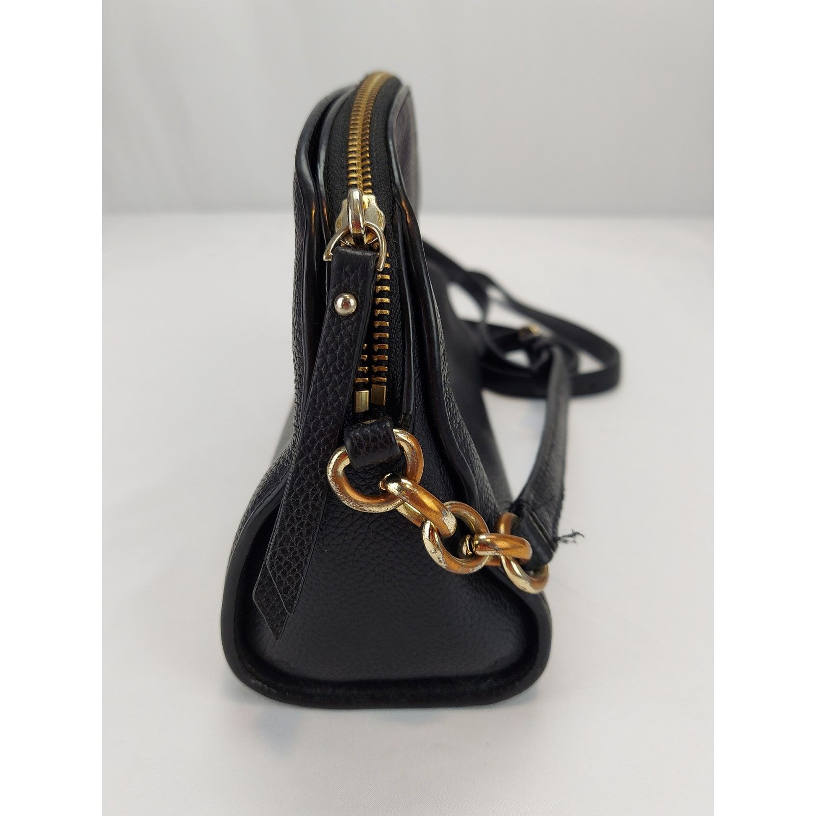Kate Spade Kate Spade Pebbled Black Leather Adjustable Crossbody Purse Size ONE SIZE - 7 Thumbnail