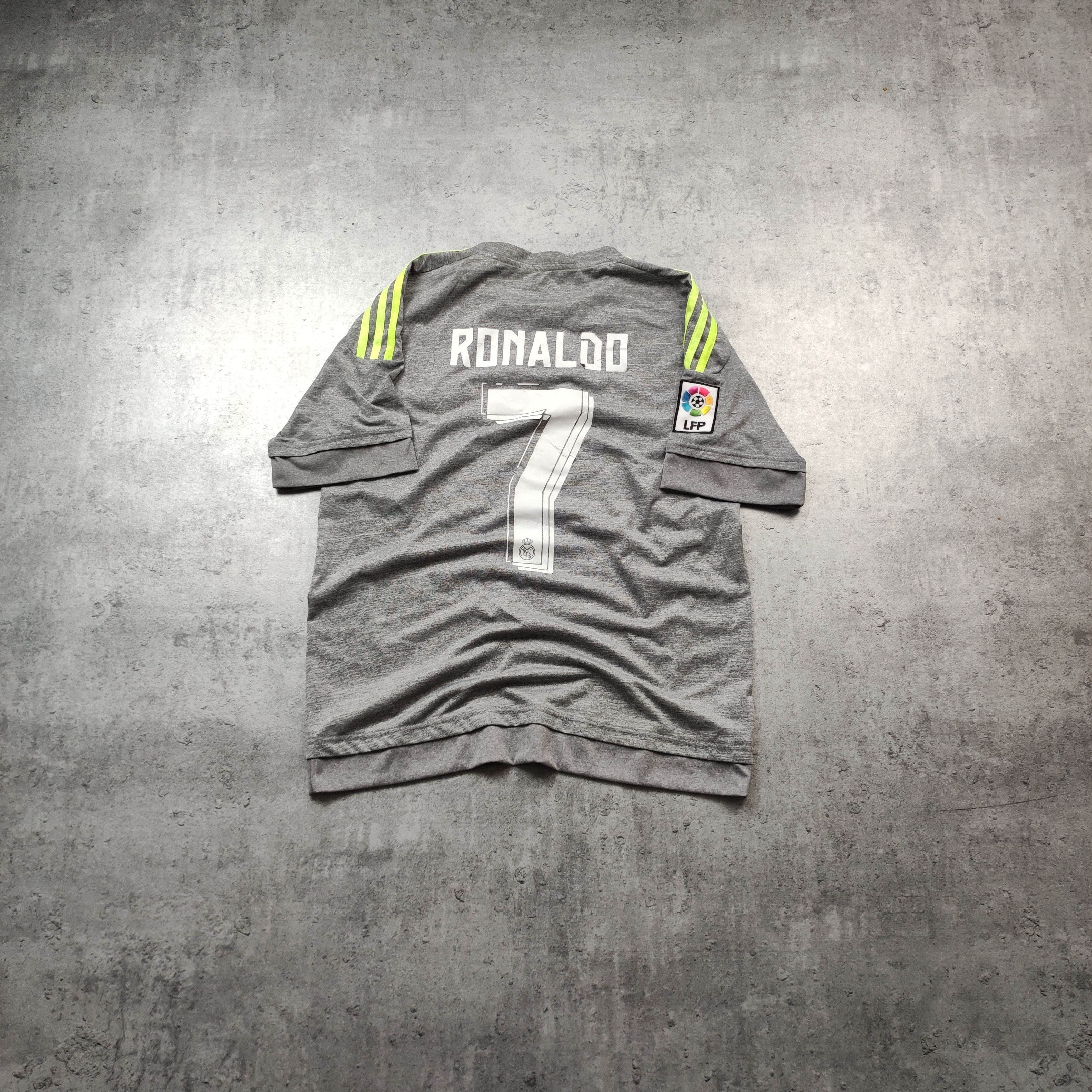 Adidas RARE Cristiano Ronaldo CR7 Real Madrid Away 2015 Jersey Size US M / EU 48-50 / 2 - 2 Thumbnail