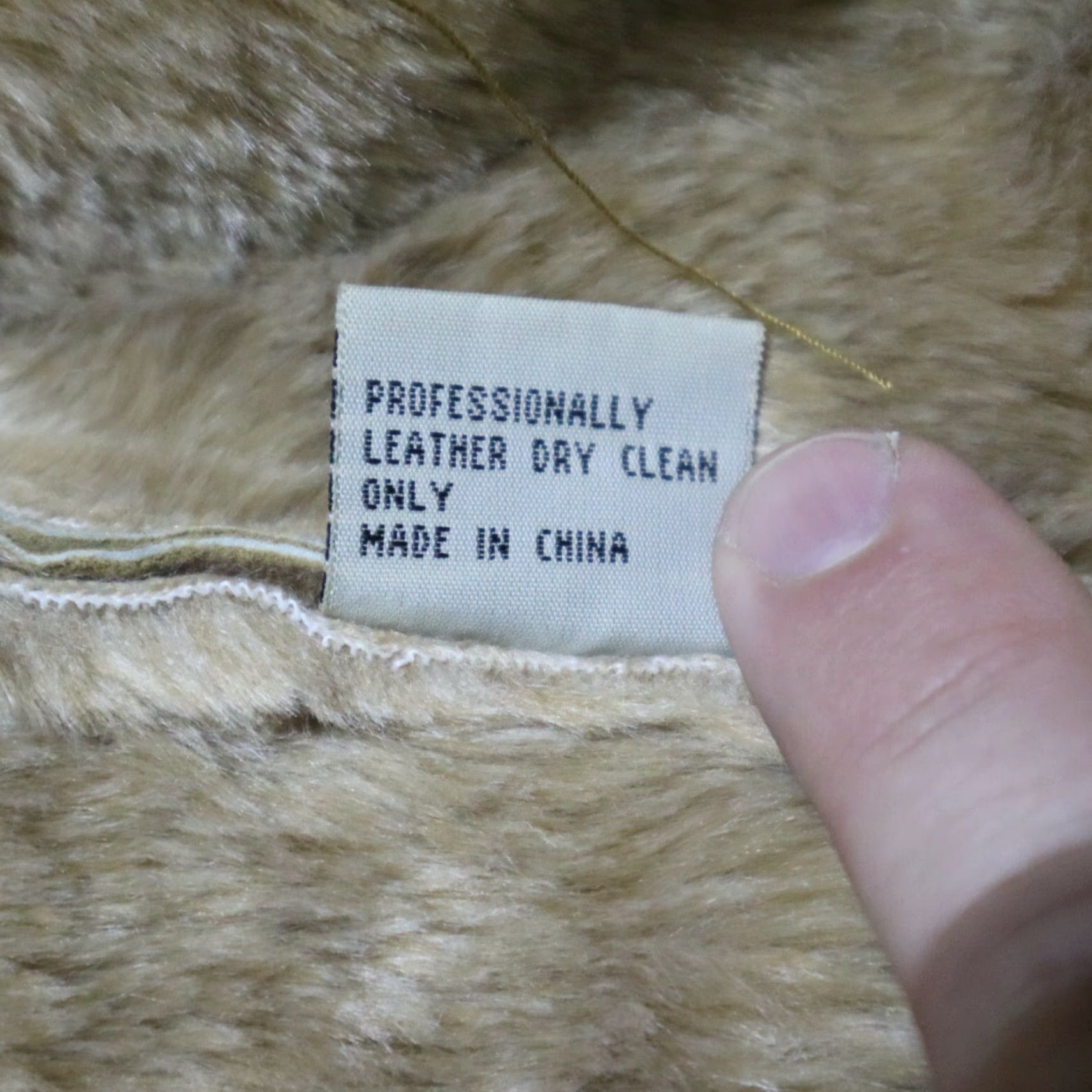Vintage VINTAGE Leather Jacket Women's M Beige Overcoat Winter Fur Thick Thick Winter Coat Leather Jacket M Womens Beige 90s Size M / US 6-8 / IT 42-44 - 6 Thumbnail