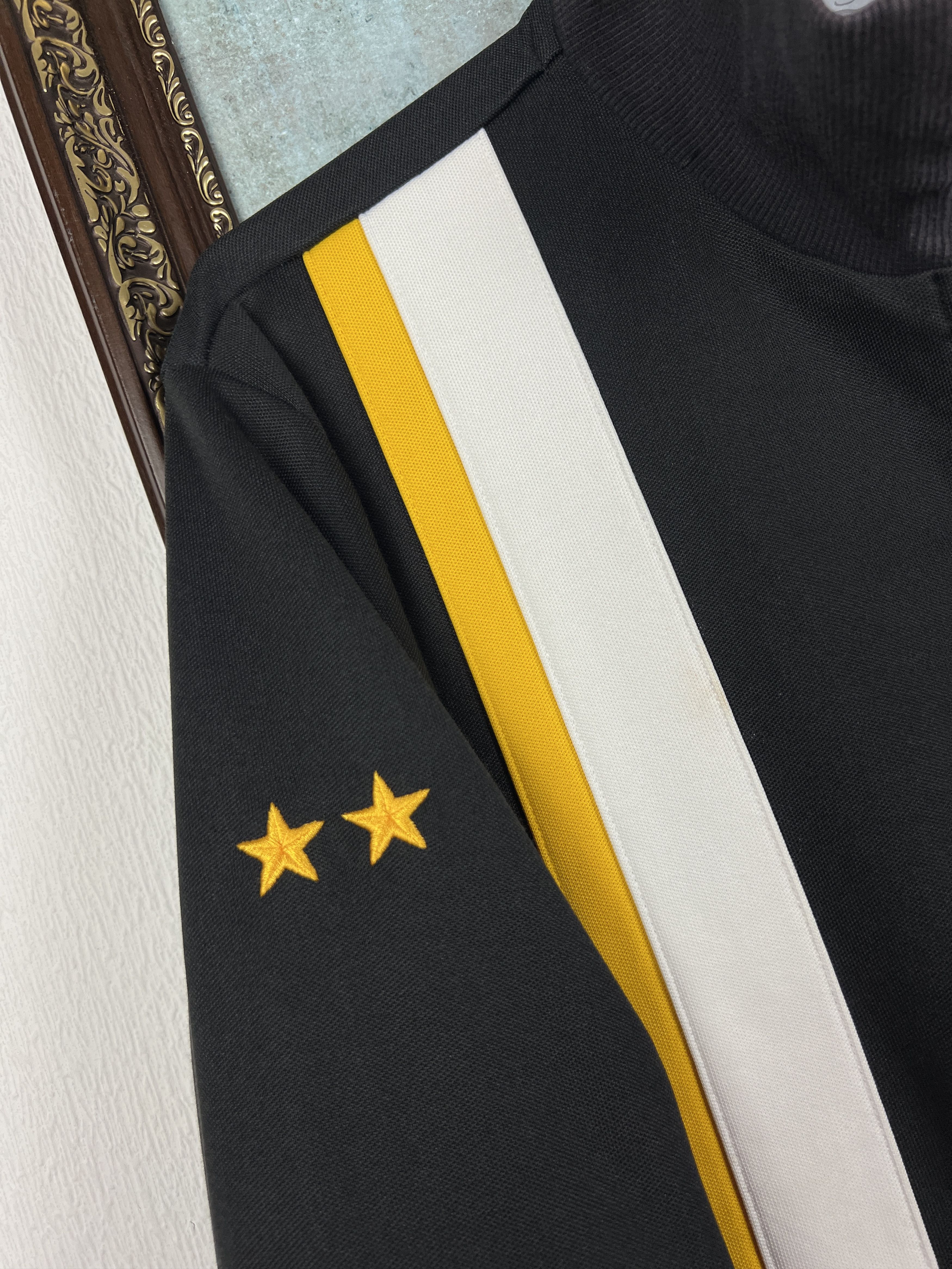 Nike Vintage Juventus Football Jacket Soccer Maglia Track Top Zip Size US L / EU 52-54 / 3 - 5 Thumbnail