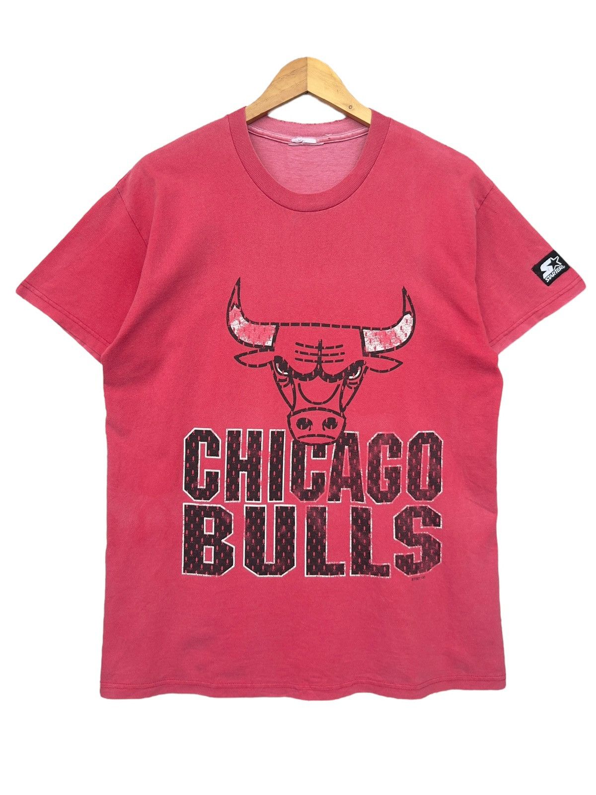 NBA Vintage 90s Chicago Bulls Distressed Sunfaded Red Tees Size US M / EU 48-50 / 2 - 1 Thumbnail