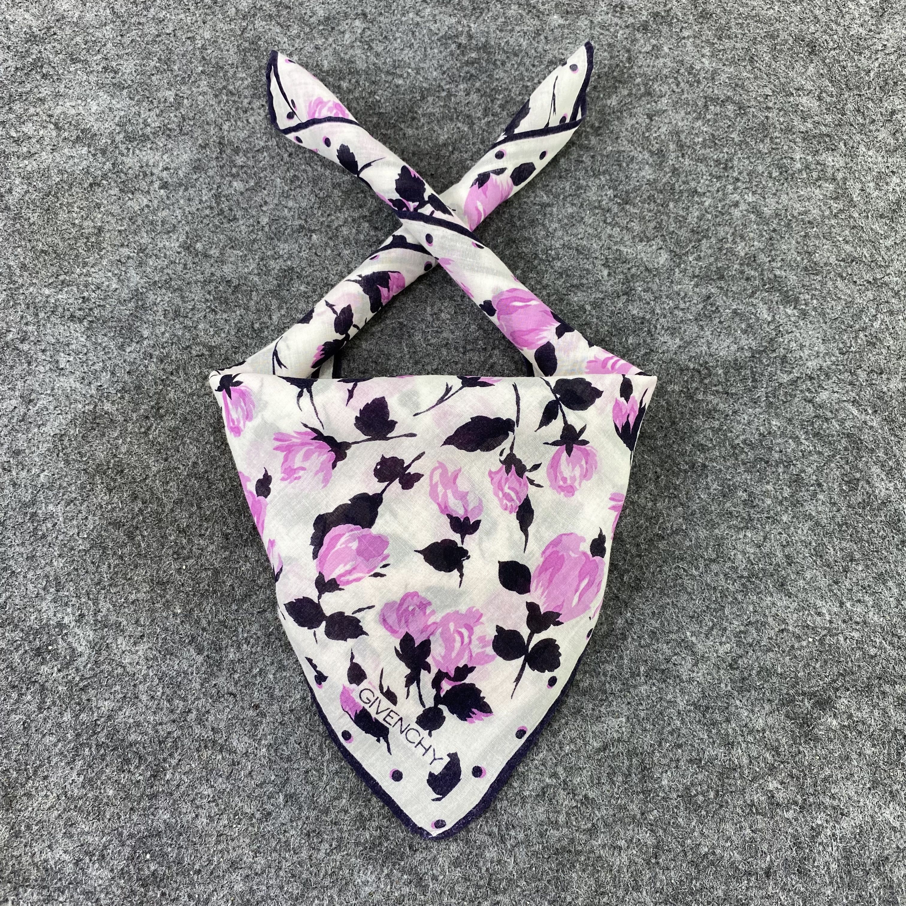 Givenchy Givenchy Handkerchief / Bandana / Neckerchief-B477 Size ONE SIZE - 2 Thumbnail