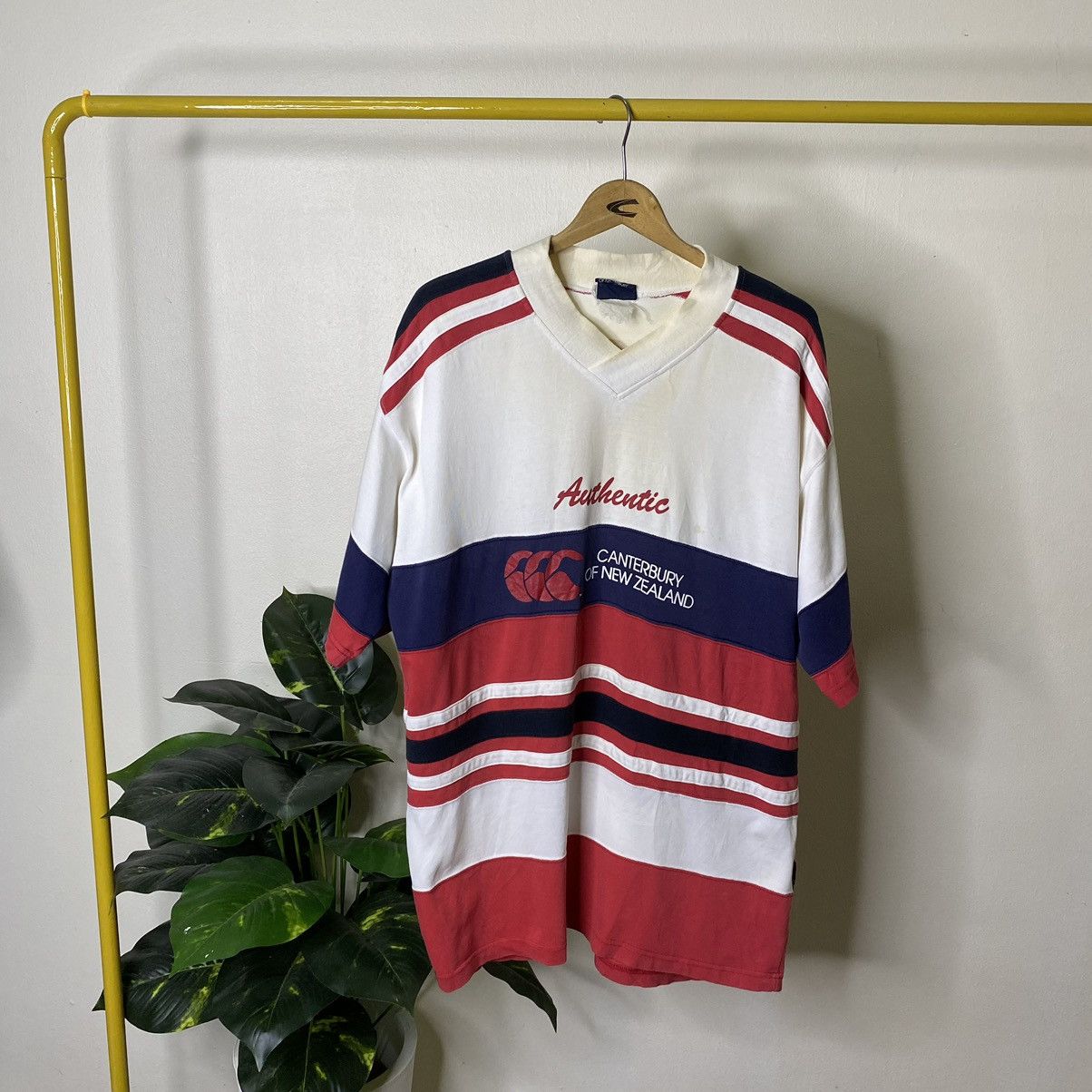 Canterbury of New Zealand × Vintage Vintage 1990s Canterbury Big Logo Rugby T Shirt Size US XL / EU 56 / 4 - 5 Thumbnail