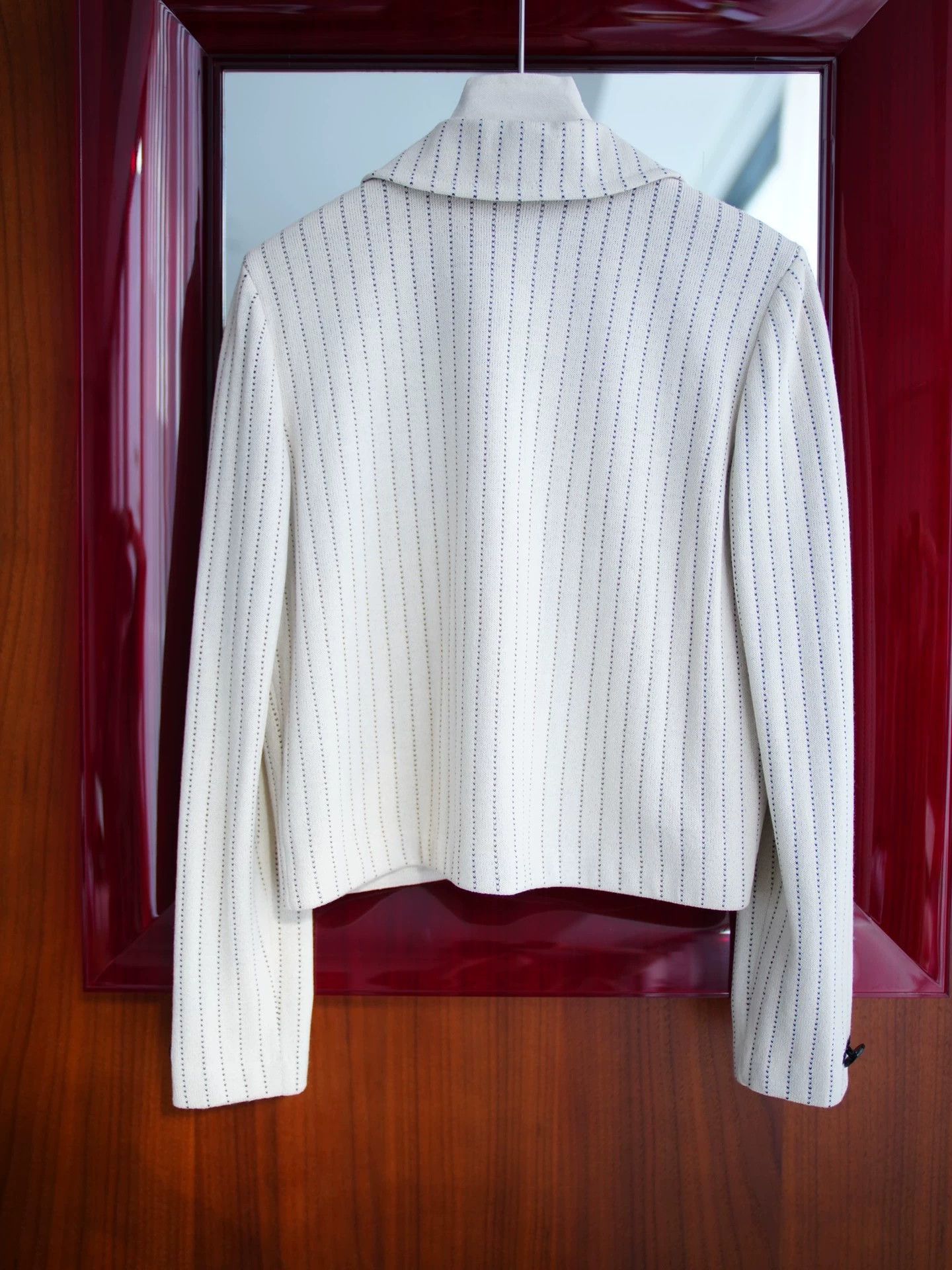 St. John St.John Vtg Knit Ivory Stripe Blazer Women's S-M Size M / US 6-8 / IT 42-44 - 6 Thumbnail