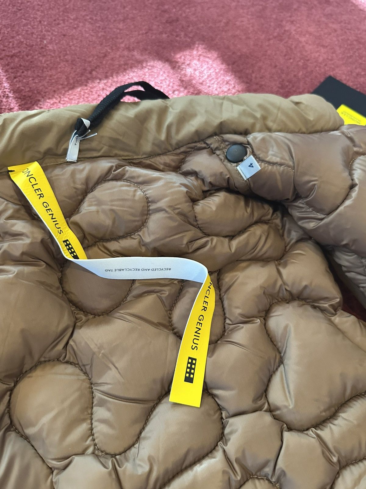 Moncler Genius × Salehe Bembury Moncler x Salehe Bembury Sierpinski Down Vest Size US XL / EU 56 / 4 - 11 Thumbnail