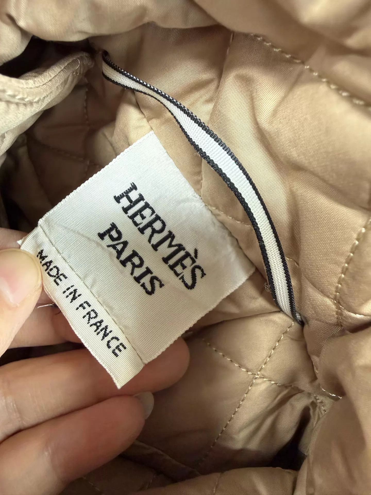 Hermes HERMES Khaki Quilted Puffer Jacket 36 Size XS / US 0-2 / IT 36-38 - 4 Thumbnail