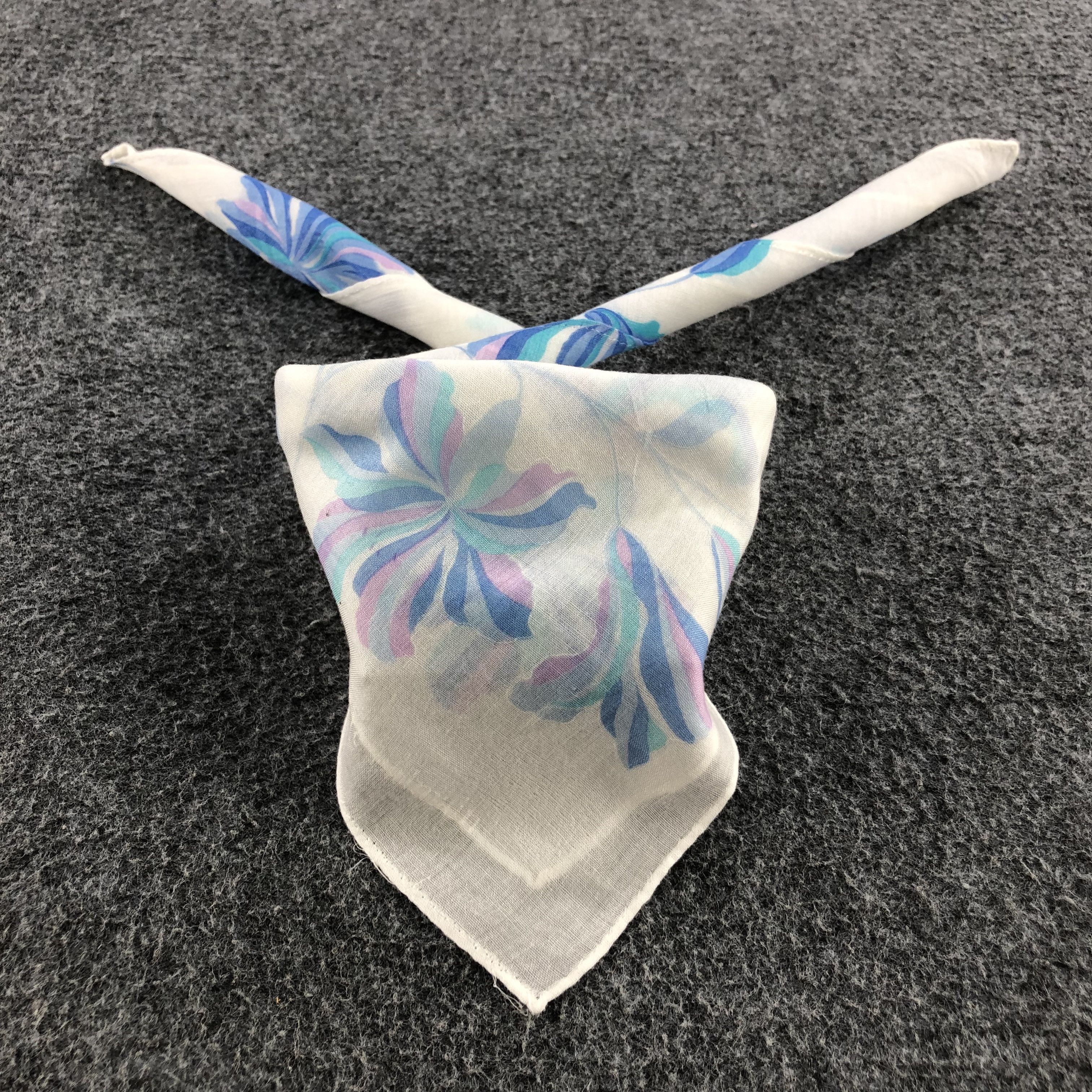 Pierre Balmain Handkerchief Neckerchief Bandana H1391