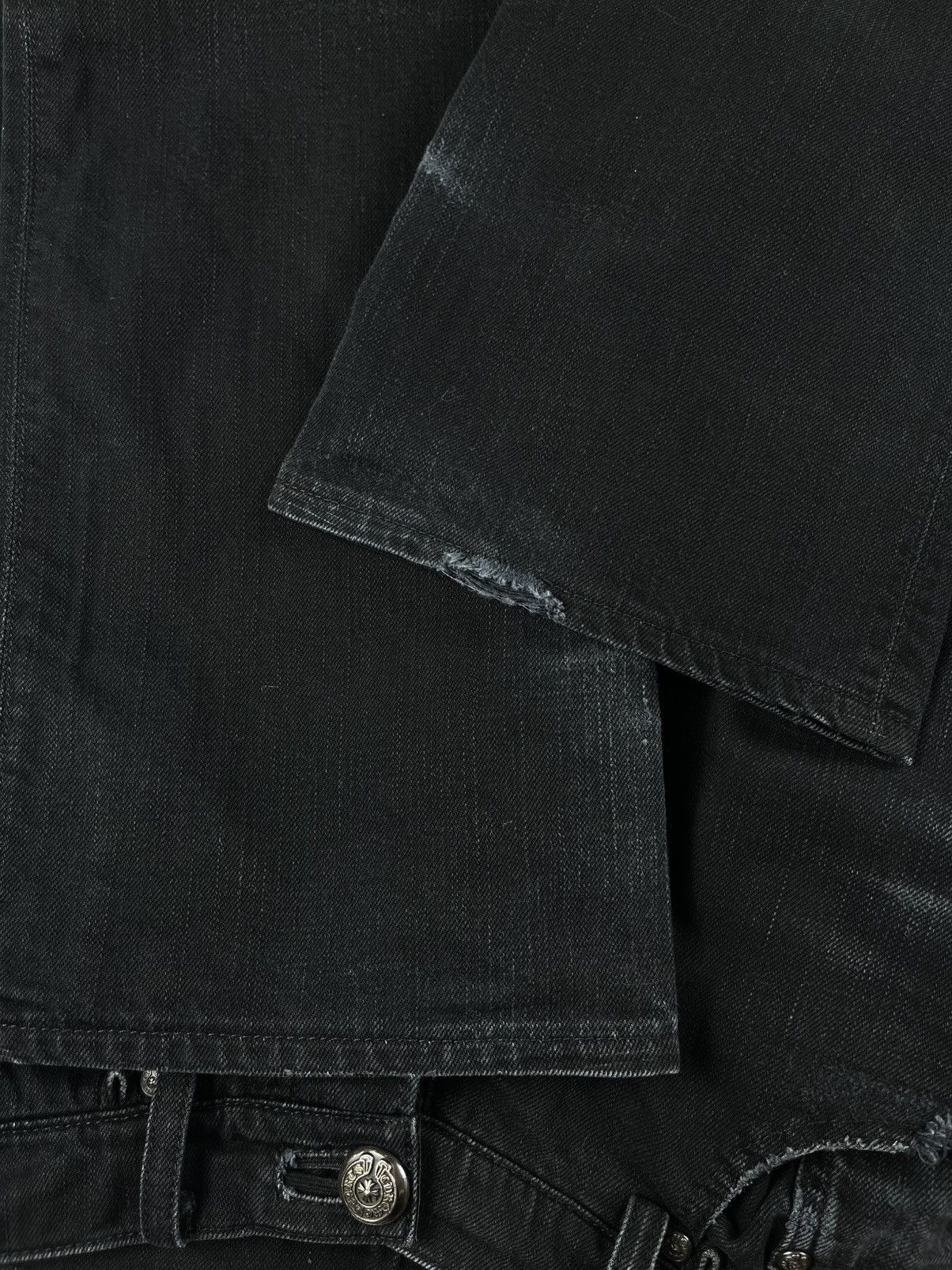 Chrome Hearts Chrome Hearts Thrashed Fleur Knee Bootcut Faded Denim Jeans Size US 30 / EU 46 - 16 Thumbnail