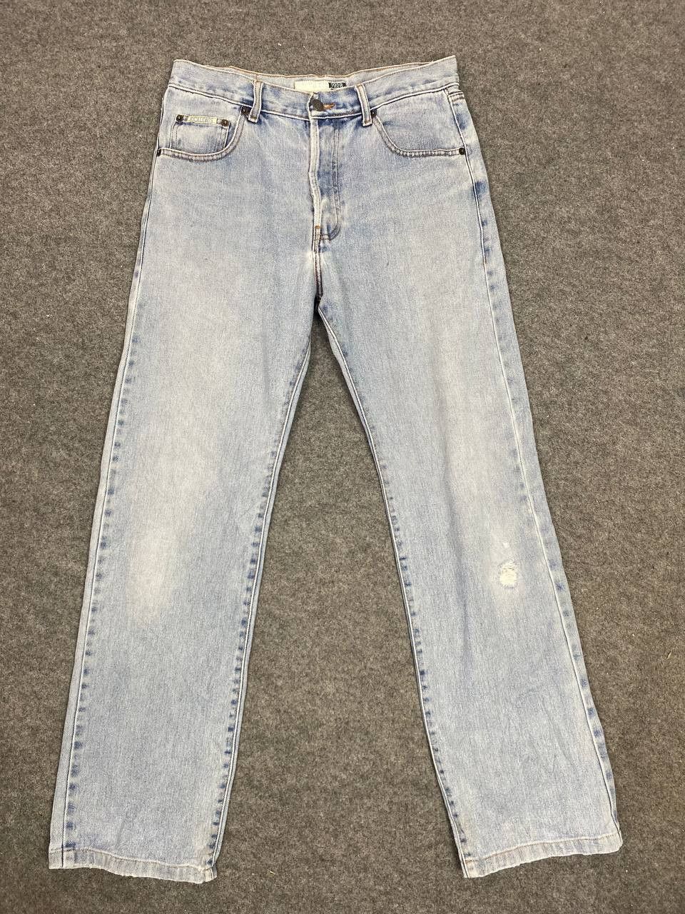 Jean rica lewis lightwash distressed denim Size US 32 / EU 48 - 7 Thumbnail