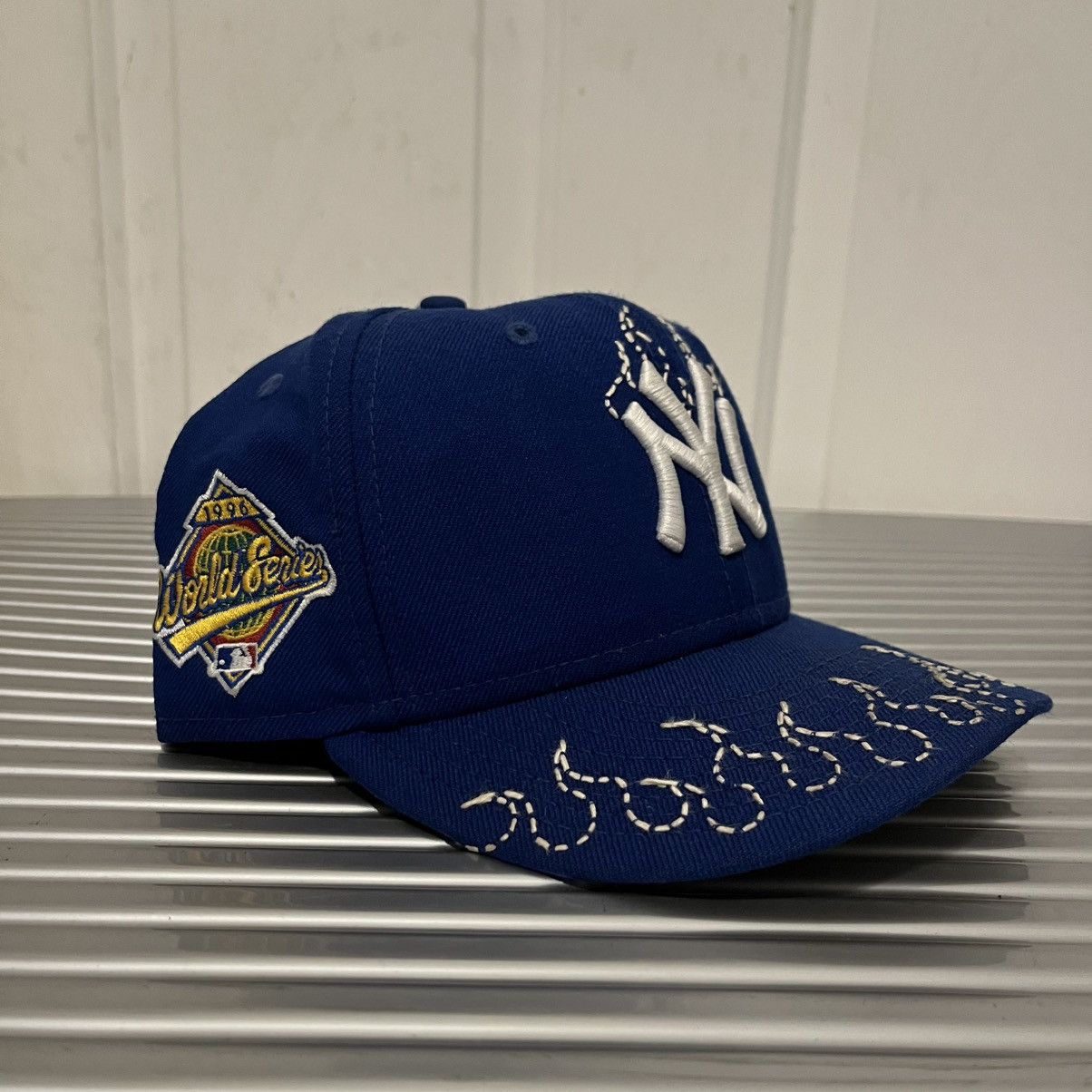 New Era LOSO NYC x YANKEES HAT CLUB EXCLUSIVE 7 3/8 MANHATTA NYC Size ONE SIZE - 2 Thumbnail