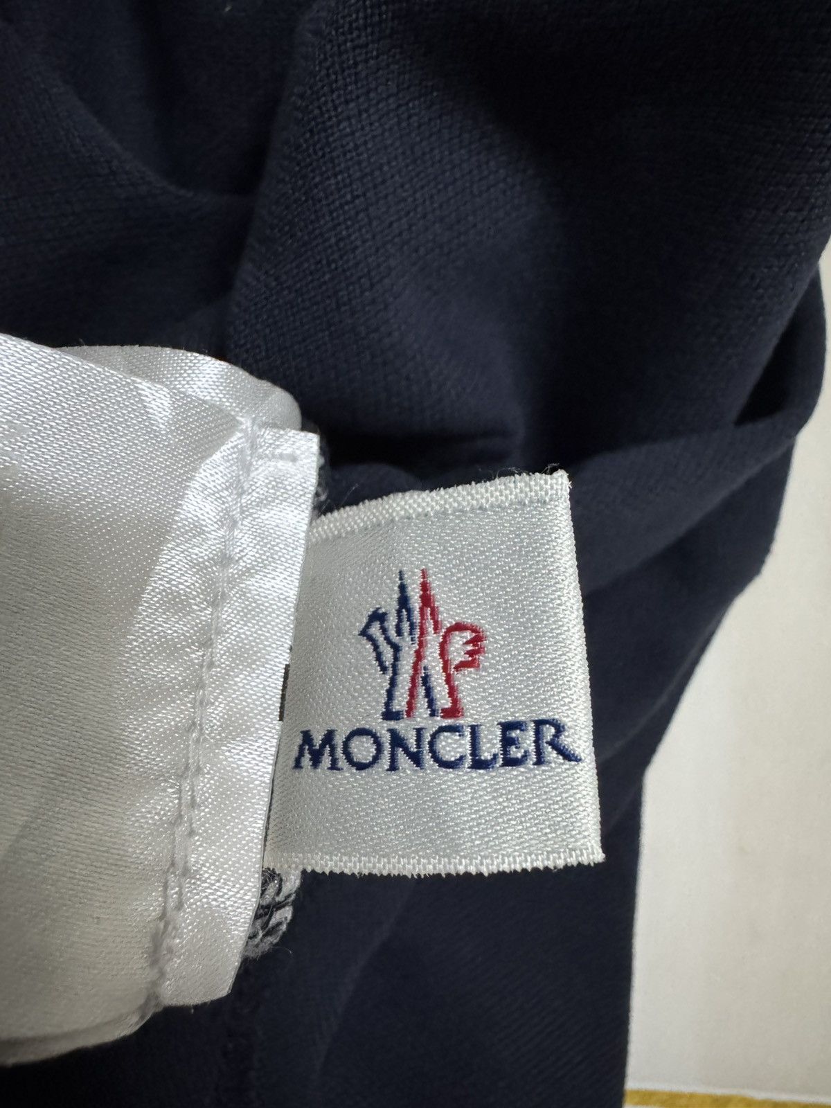 Moncler Moncler shortsleeved polo shirt Size US L / EU 52-54 / 3 - 8 Thumbnail