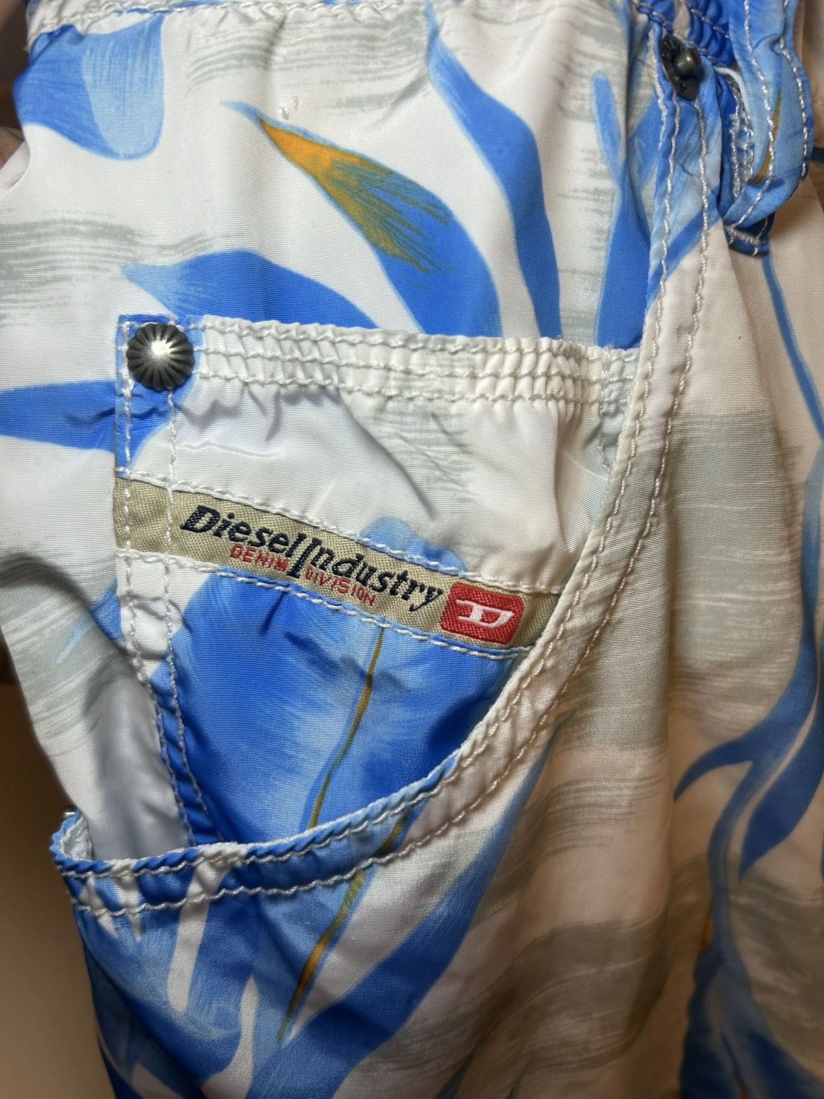 Diesel Vintage Diesel Industry palm leaves swim shorts Size US 36 / EU 52 - 6 Thumbnail