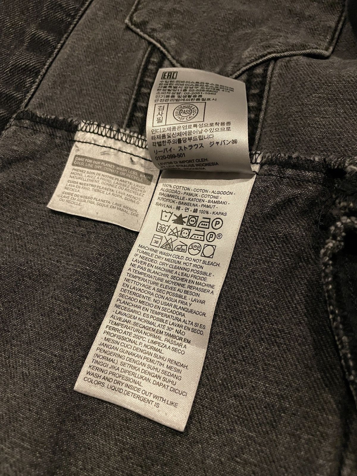 Levi's Vintage Clothing Levi's Black Convertible Zip-Sleeve Denim Trucker Jacket Size US M / EU 48-50 / 2 - 22 Thumbnail