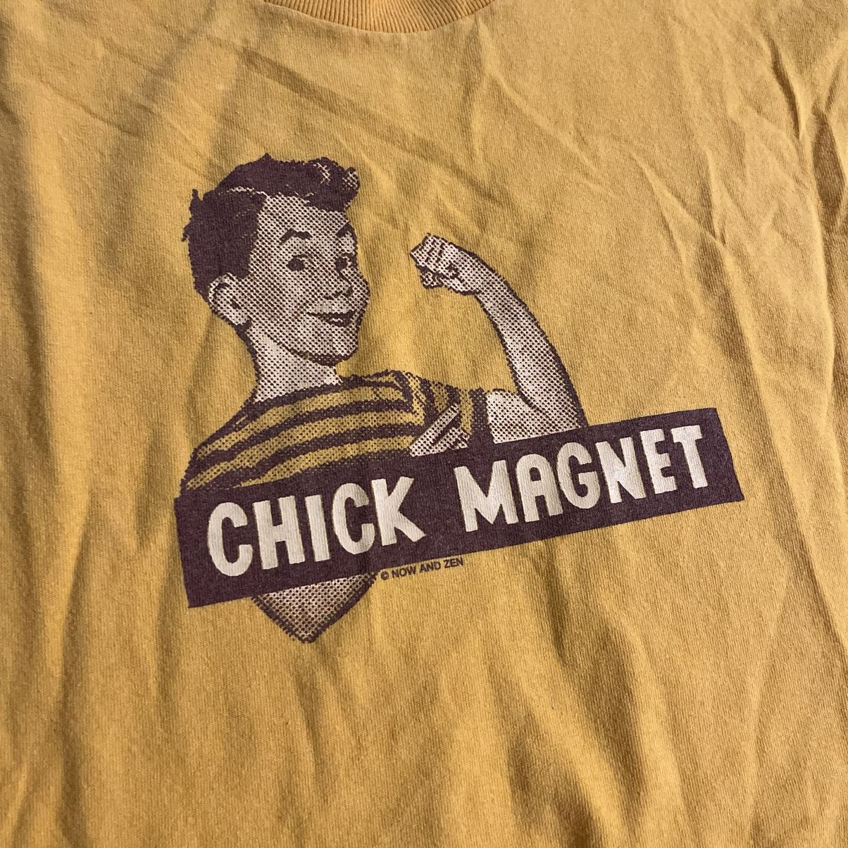 Vintage Crazy Vintage Y2K Chick Magnet Funny Humor Parody Tee Shirt Size US XL / EU 56 / 4 - 4 Thumbnail