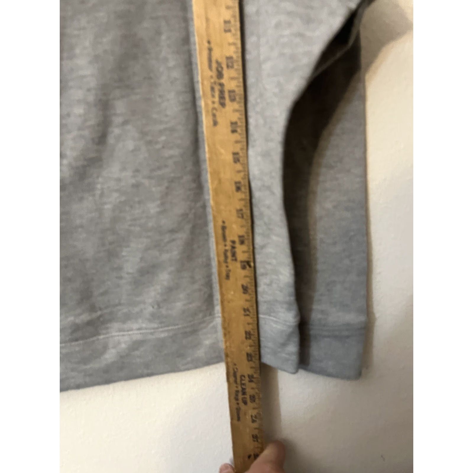Nike Nike Obsessed Infinity Coverup Turtle Sweat Shirt Women’s Size S Gray Pullover Activewear 640391 063 Size ONE SIZE - 5 Thumbnail