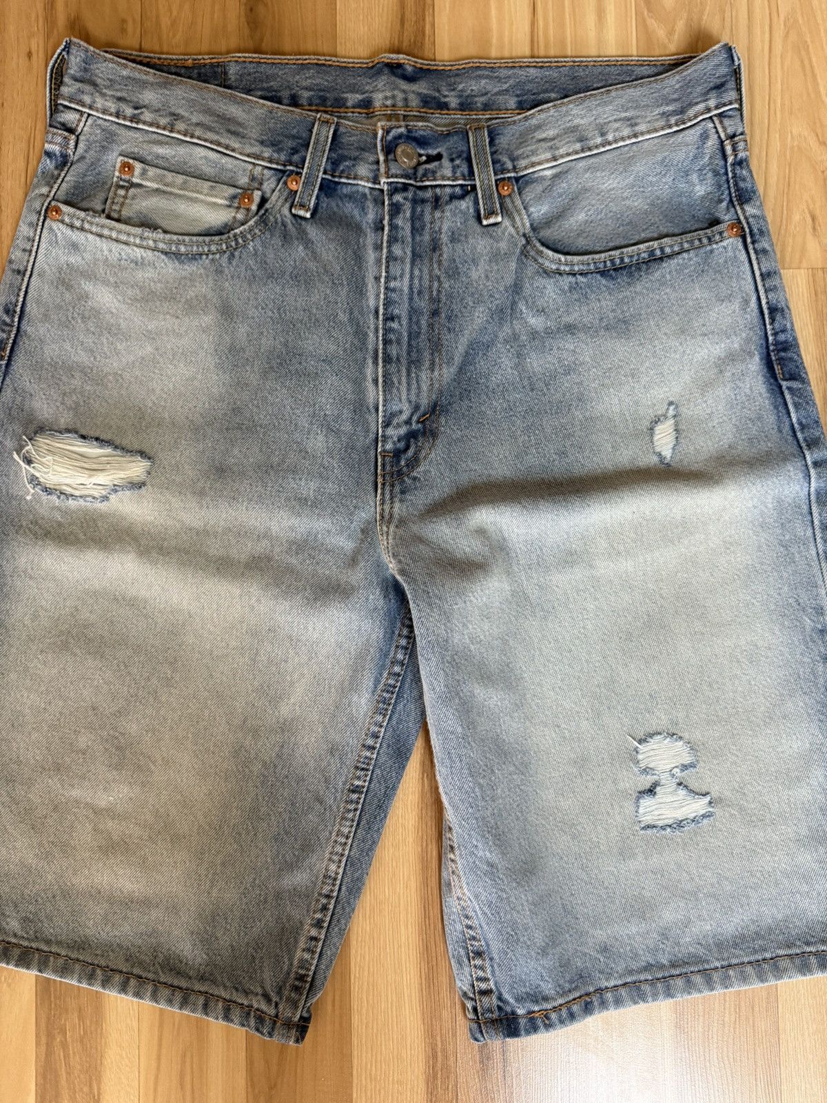 Levi's Levis distressed shorts Size US 34 / EU 50 - 2 Thumbnail