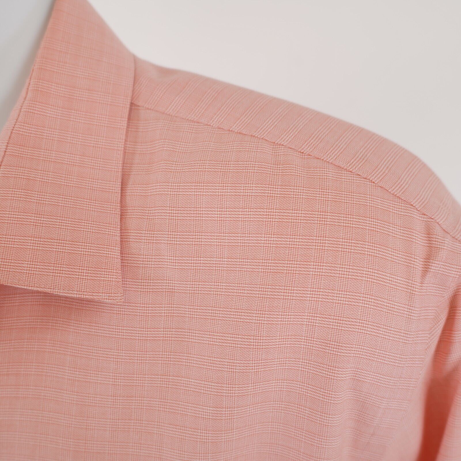 Banana Republic Banana Republic Non-Iron Standard Fit Pink Plaid XL Collared Size US XL / EU 56 / 4 - 3 Thumbnail