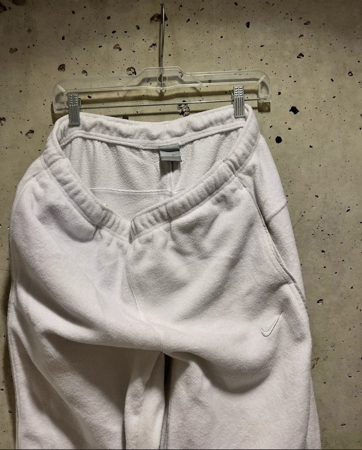 Other Y2K NIKE FLEECE JOGGER TRIPPLE WHITE Size US 36 / EU 52 - 2 Thumbnail