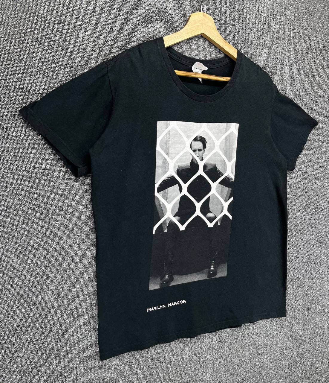 Marilyn Manson Vintage Marilyn Manson Punk Rock Band Tees T Shirts Size US XL / EU 56 / 4 - 2 Thumbnail