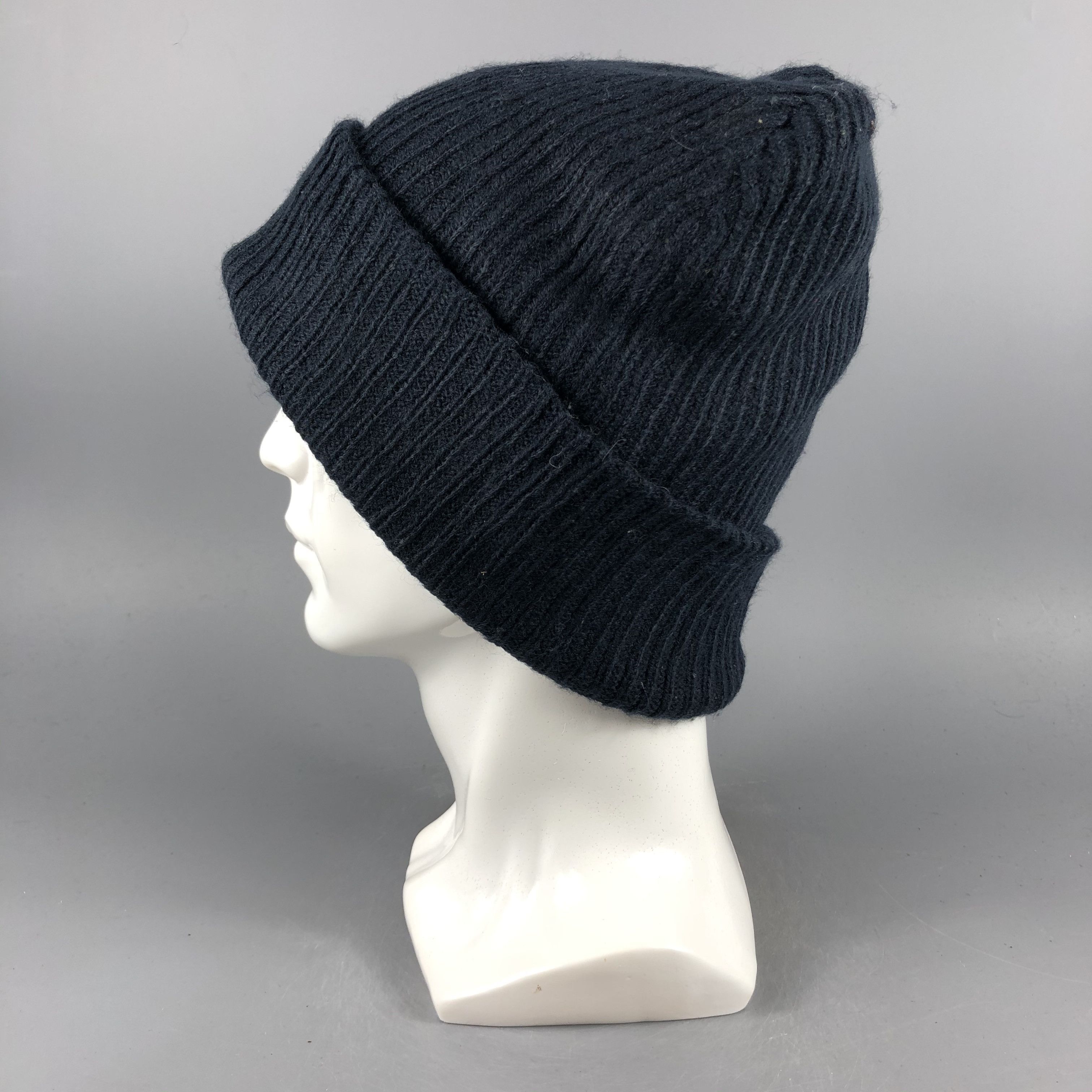 Fila × Vintage Fila Small Logo Beanie Snow Hat Snow Cap -D1112 Size ONE SIZE - 1 Thumbnail