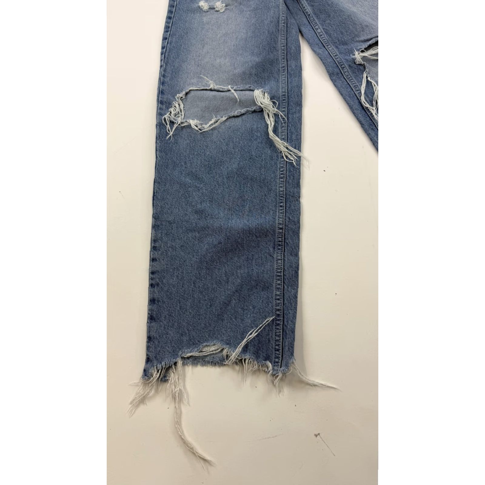 Bdg VINTAGE BDG Womens Jeans High-Rise Baggy Distressed Raw Hem Urban Outfitters 26 Blue Size 26" / US 2 / IT 38 - 3 Thumbnail