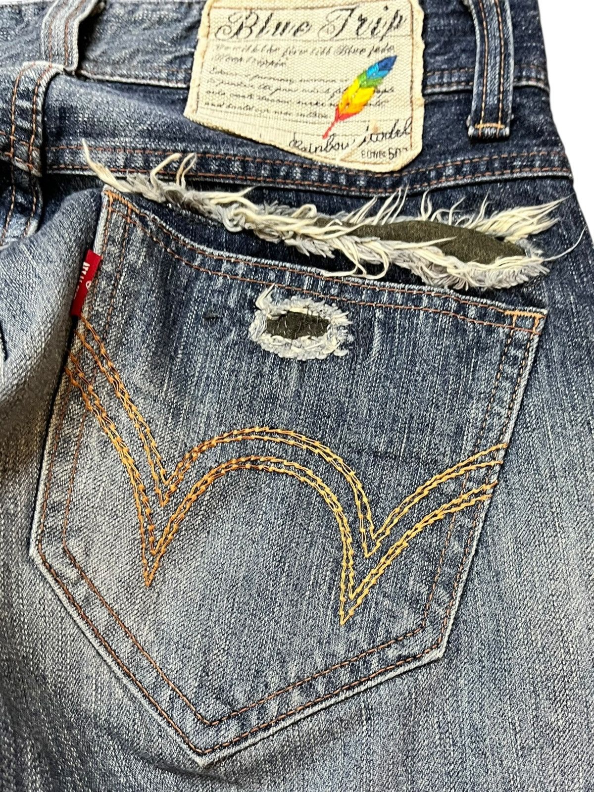 Edwin Vintage Edwin 503 Bluetrip Rainbow Model Whiskering Denim Size US 29 - 8 Thumbnail