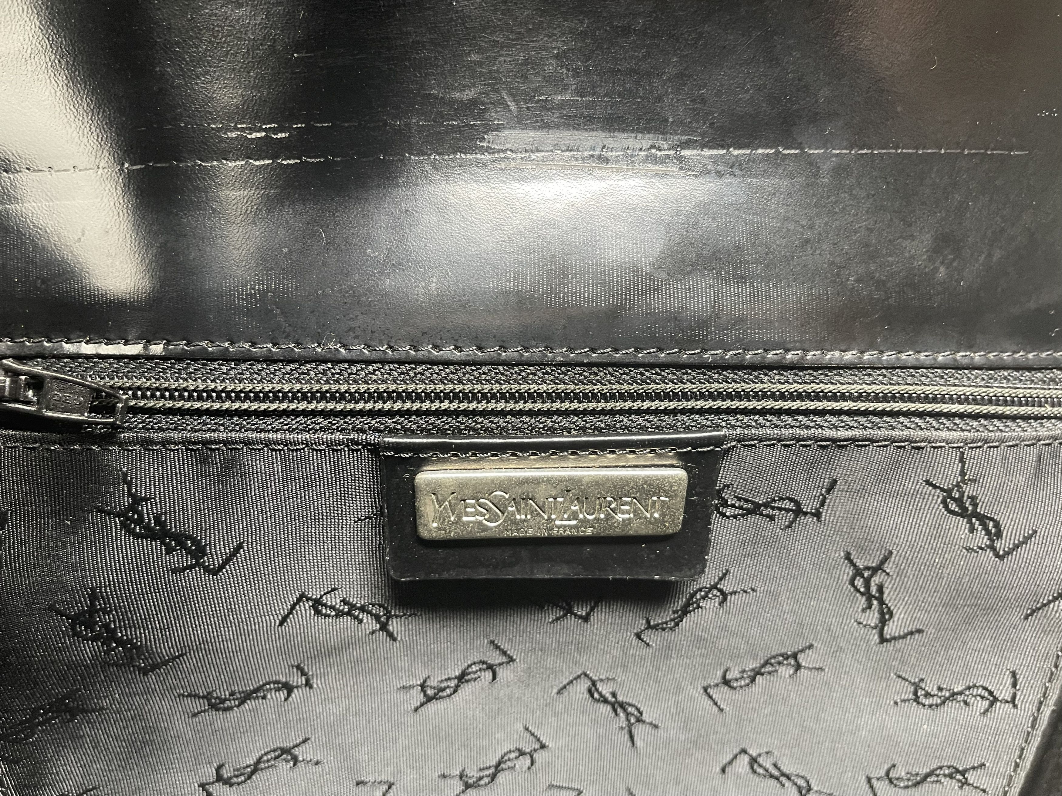 Yves Saint Laurent Yves Saint Laurent Paris Black Patent Leather Shoulder Bag Size ONE SIZE - 7 Thumbnail