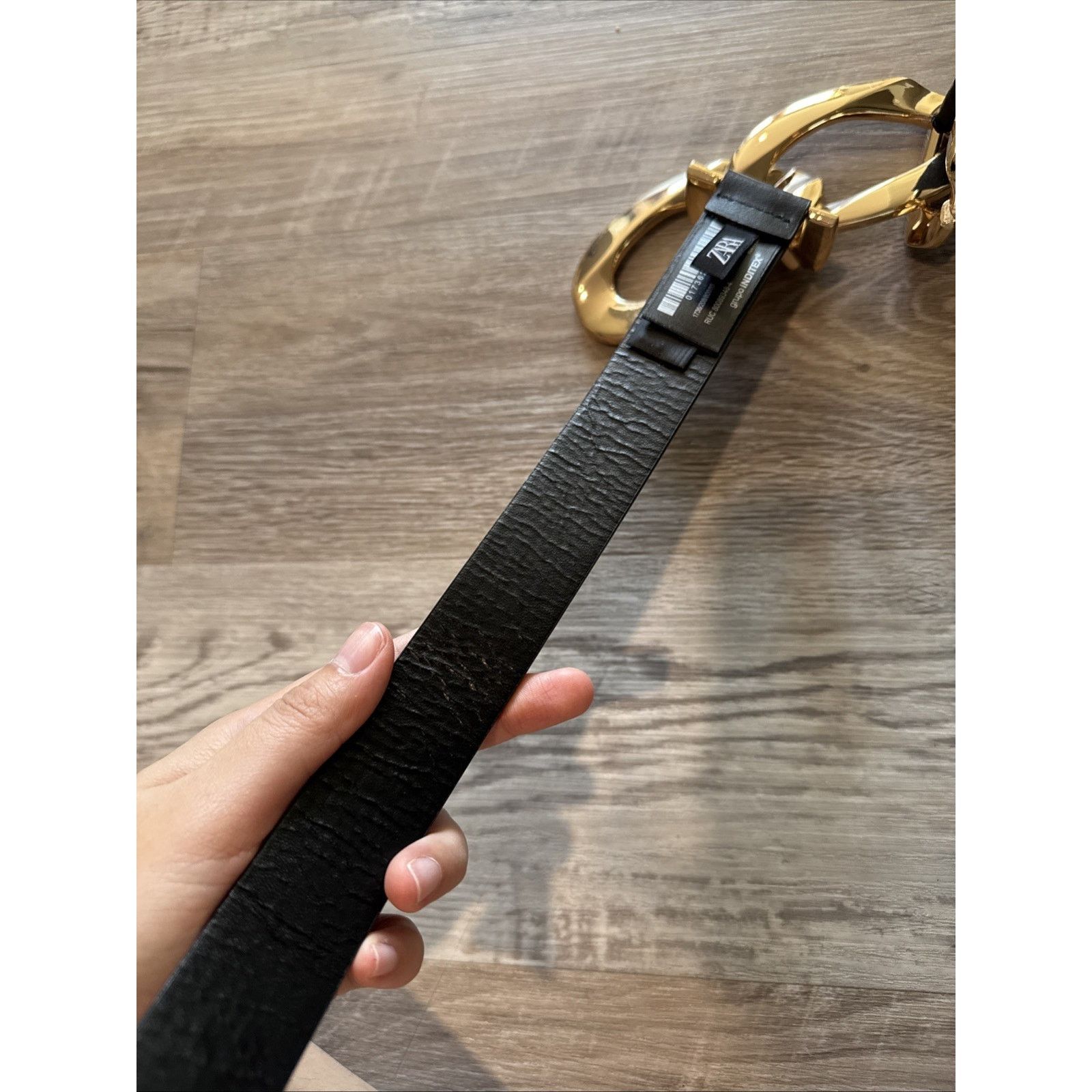 Zara ZARA Women's Black Belt Gold Buckle 85cm/~33 Inches (US) Size ONE SIZE - 3 Thumbnail
