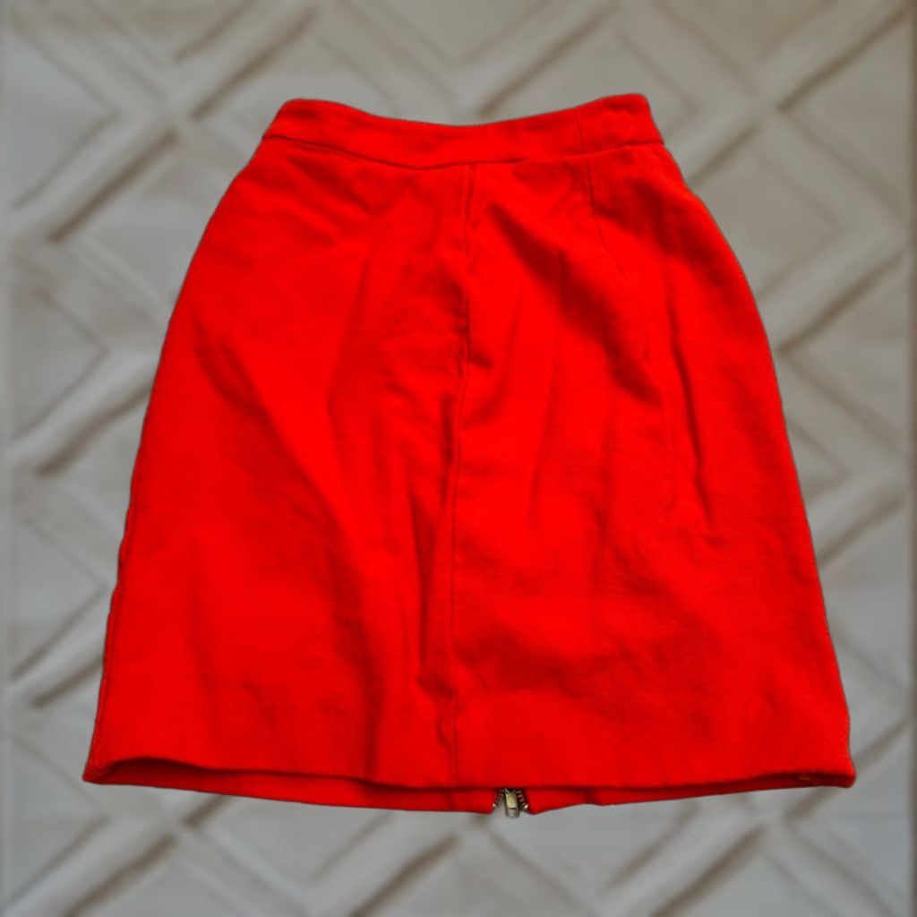 Anne Klein VINTAGE Anne Klein Skirt Wool Pencil Women 0 Adult Regular Red Knee Length Zipper 80s 90s Classic Workwear Women's Size 25" / US 0 / IT 36 - 1 Thumbnail