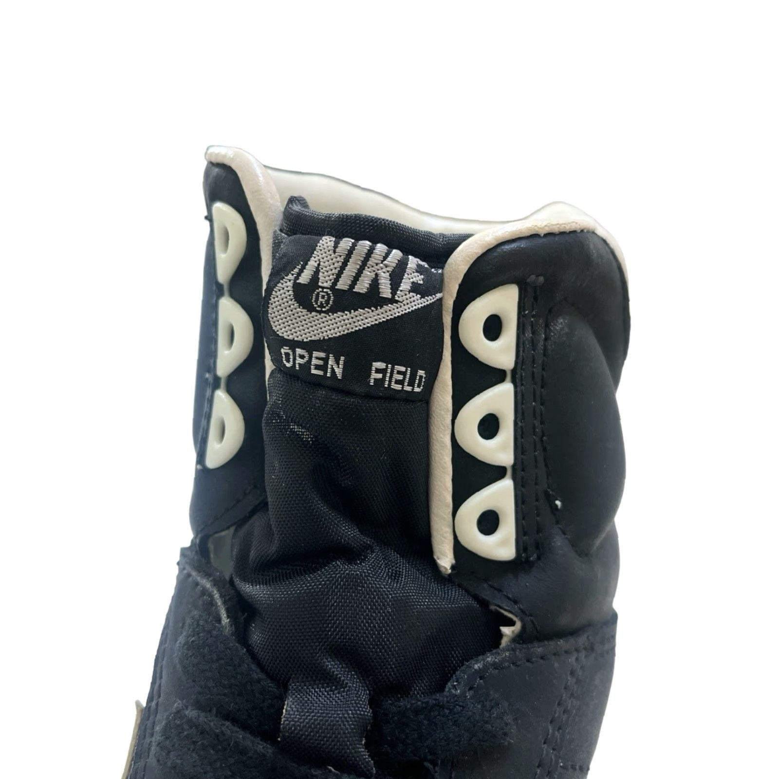 Nike VINTAGE Nike Open Field Cleats Mens 8 Football NIB 1988 Black White Deadstock Size US 8 / EU 41 - 6 Thumbnail