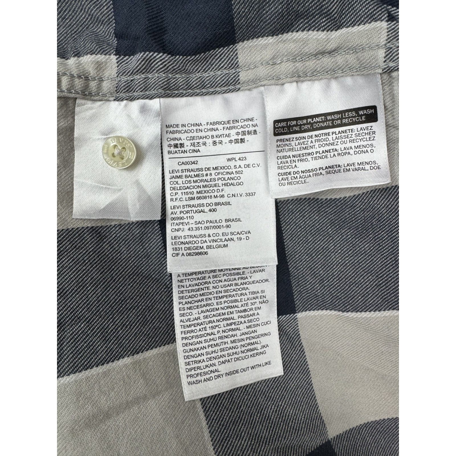 Levi's Levi's New York Yankees Plaid Snap Up Shirt Men XL Size US XL / EU 56 / 4 - 6 Thumbnail
