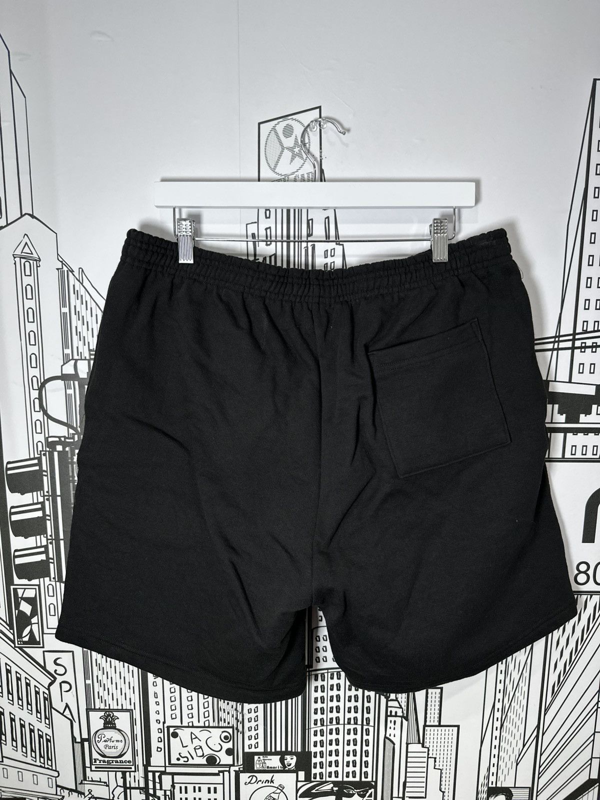 Warren Lotas Warren Lotas Love Loss Heart Shorts Black 2XL Size US 36 / EU 52 - 4 Thumbnail