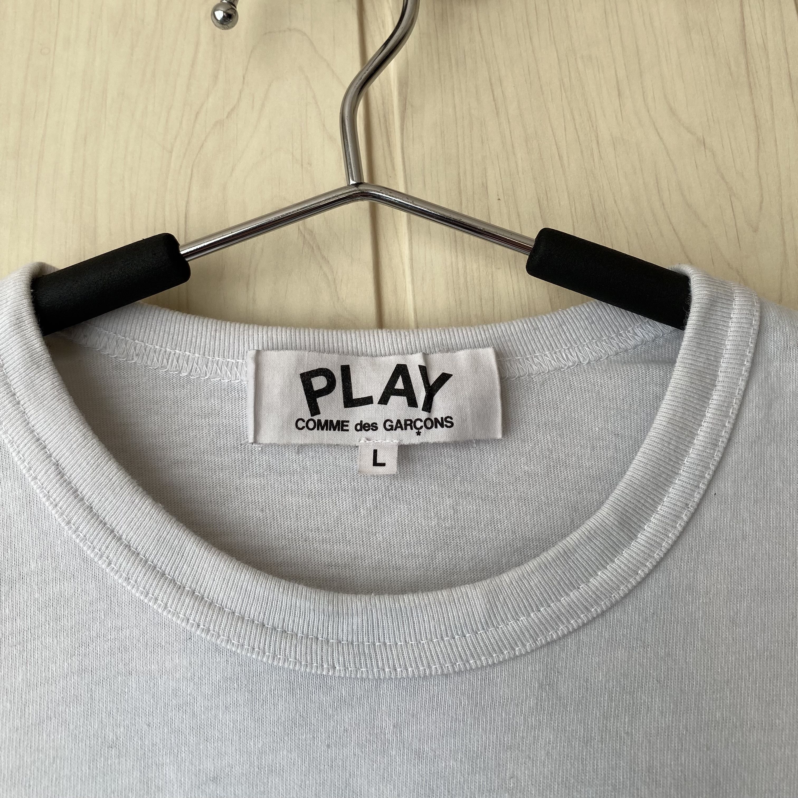 Comme des Garcons PLAY Comme des garcons Play black heart t-shirt Size US L / EU 52-54 / 3 - 3 Thumbnail