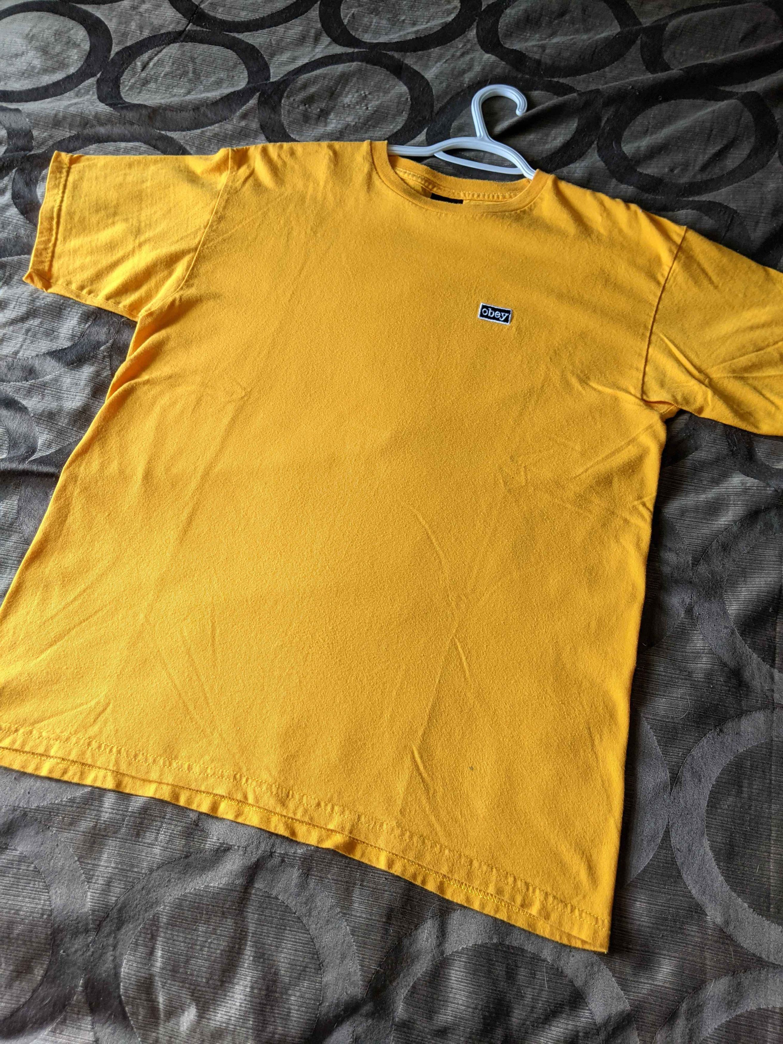 Obey Yellow Obey Embroidered Small Logo Patch T-Shirt Size US M / EU 48-50 / 2 - 1 Thumbnail