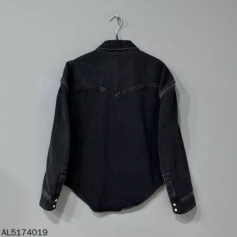 Balenciaga Balenciaga Old denim jacket in black wash Size US S / EU 44-46 / 1 - 3 Thumbnail