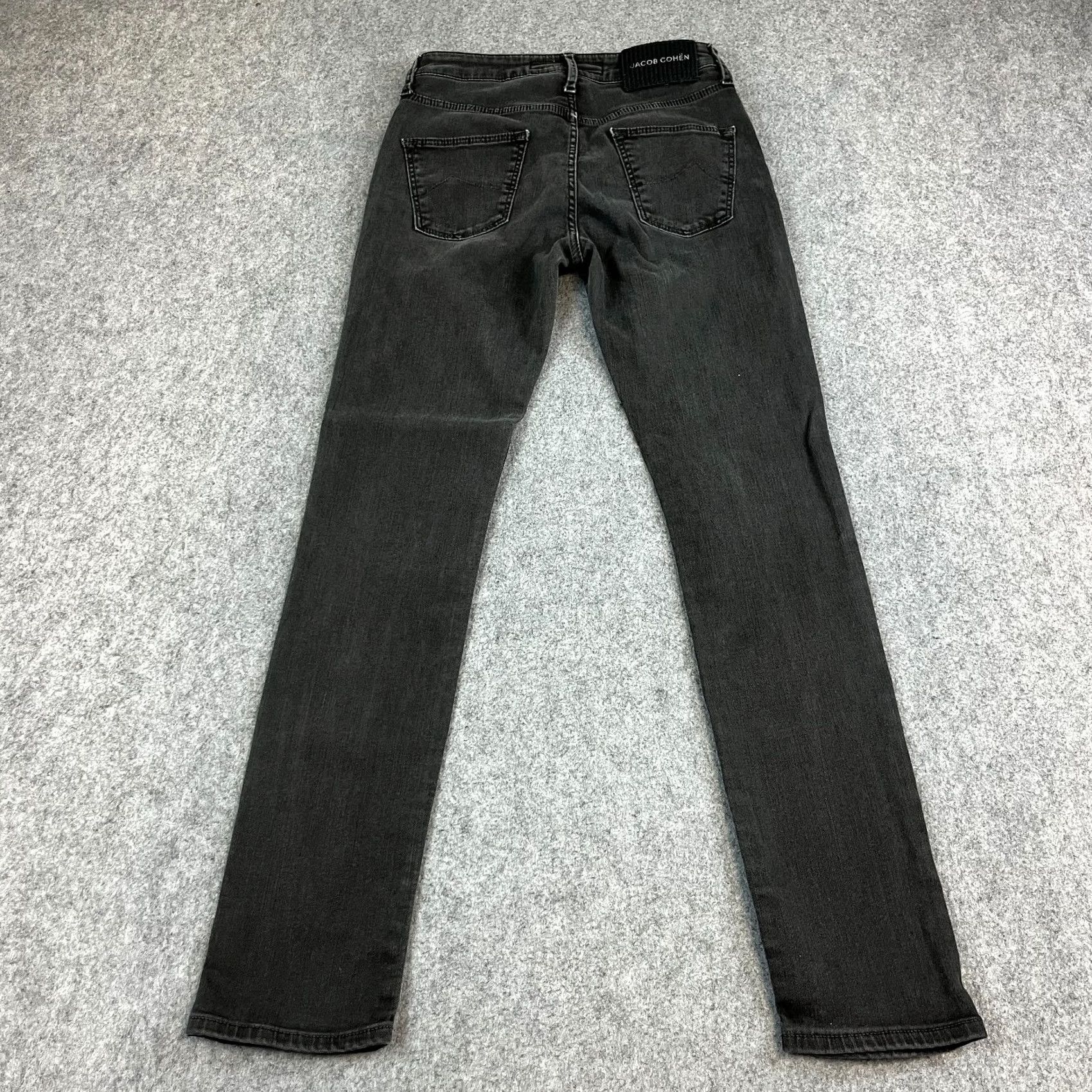 Jacob Cohen Jacob Cohen Womens Jeans Slim Skinny 28 30 UK 8 Grey Stretch Italian Designer Denim Jeans Slim Womens 8 Gray Fashion Vintage N/A Size 30" / US 8 / IT 44 - 2 Thumbnail