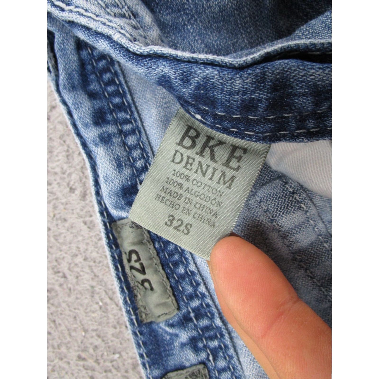 Vintage BKE Buckle Tyler Bootcut Blue Distressed Denim Jeans Mens Size 32S Size US 32 / EU 48 - 5 Thumbnail