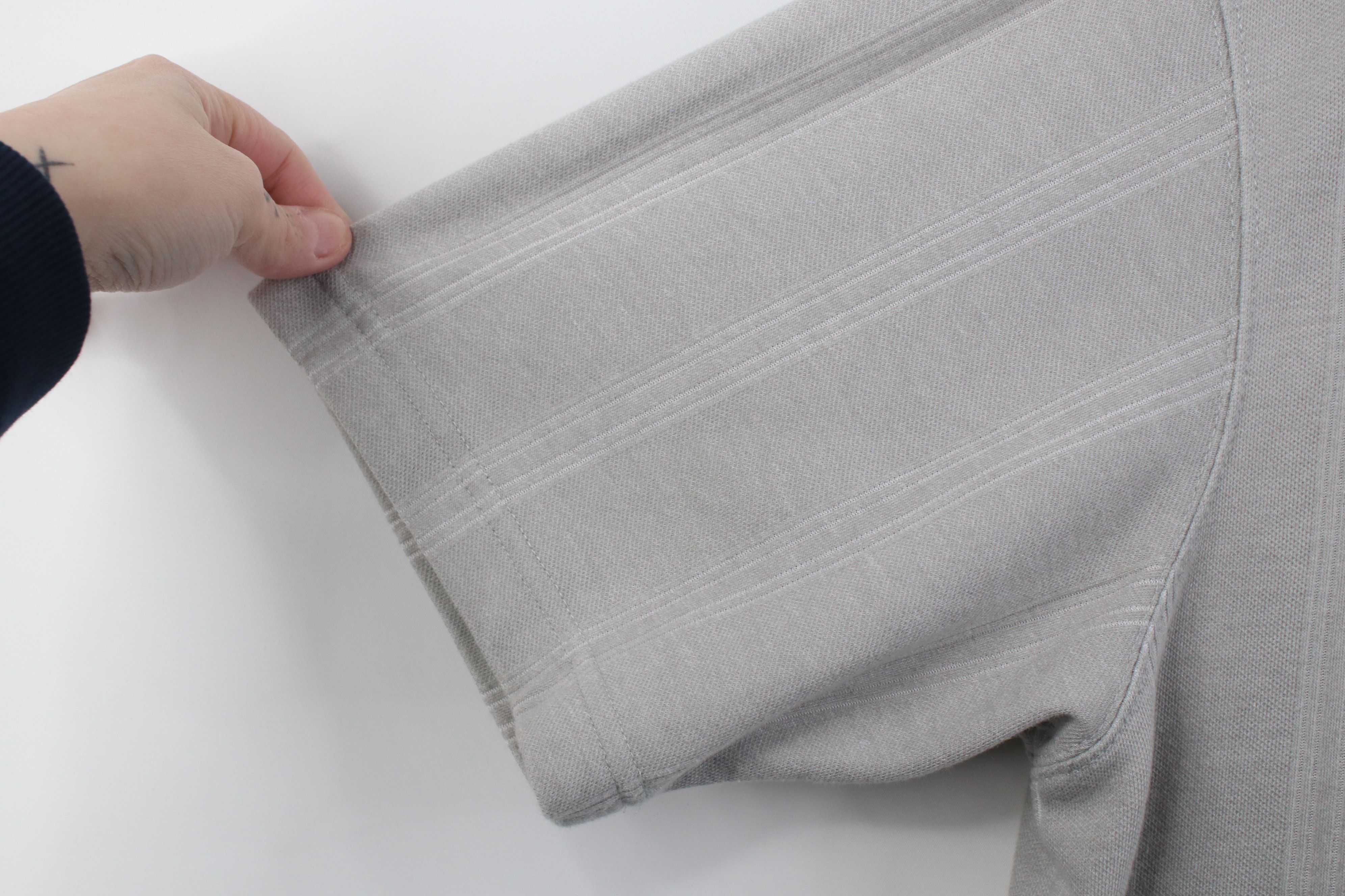Vintage Vintage 90s Streetwear Knit Collared Golf Polo Shirt Gray Size US L / EU 52-54 / 3 - 7 Thumbnail