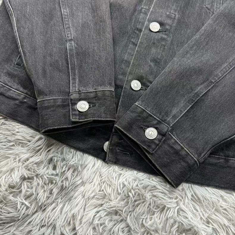 Balenciaga Balenciaga Embroidered monogrammed denim jacket 2503-Nextar Size US S / EU 44-46 / 1 - 6 Thumbnail