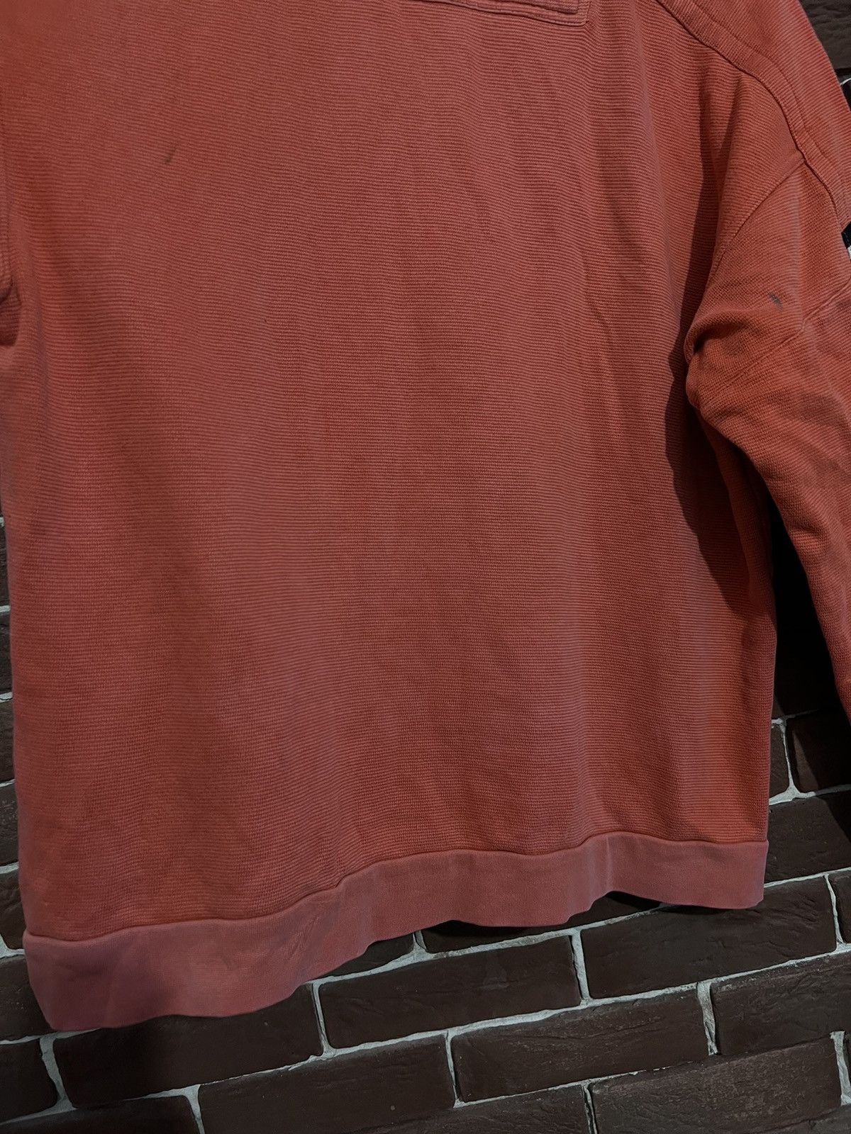 Nike Vintage 90s Nike Spellout Swoosh Logo Red Tag Crewneck L Size US L / EU 52-54 / 3 - 14 Thumbnail