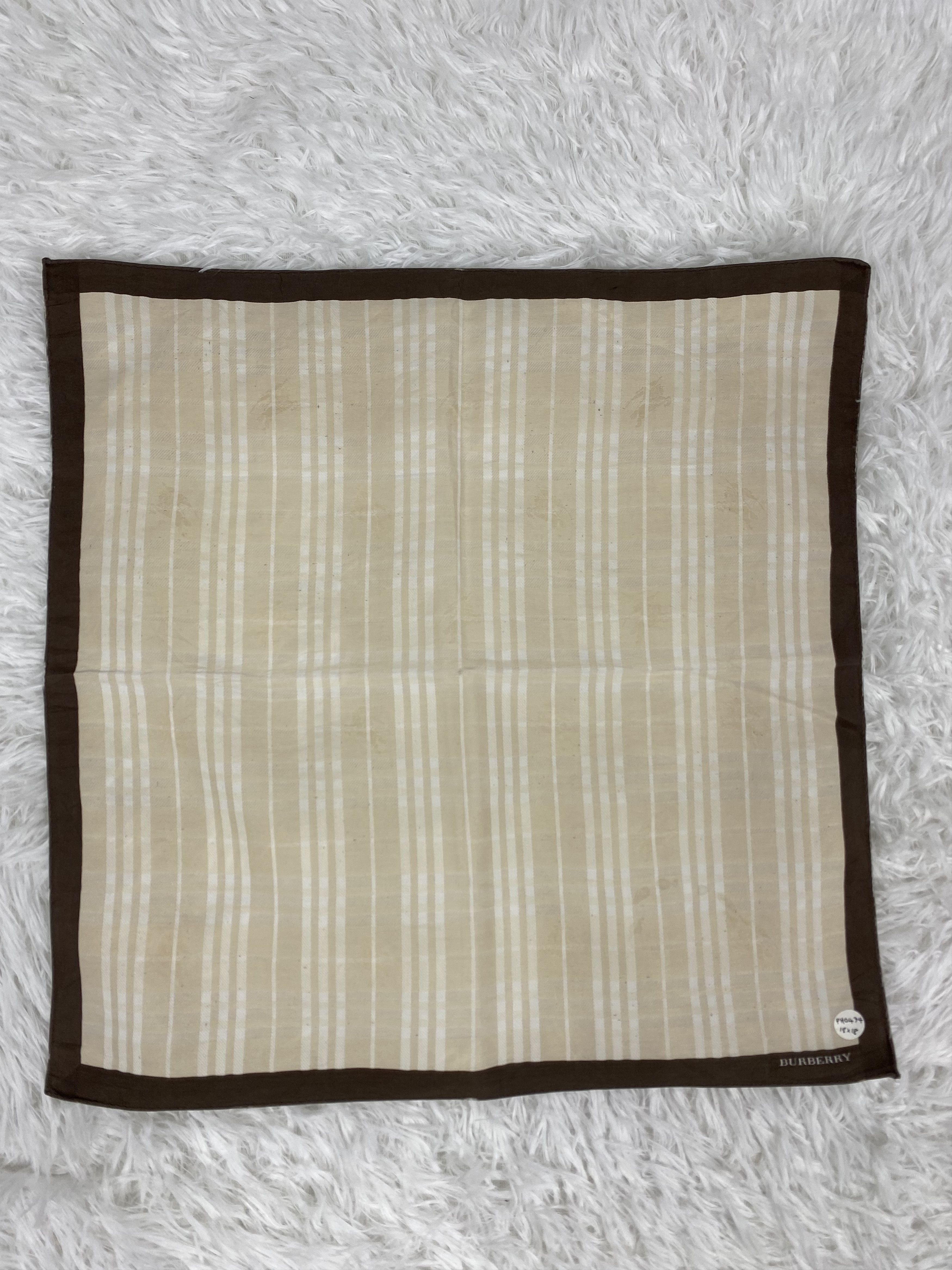 Burberry Vintage Burberry Handkerchief Neckerchief PH0474 Size ONE SIZE - 3 Thumbnail