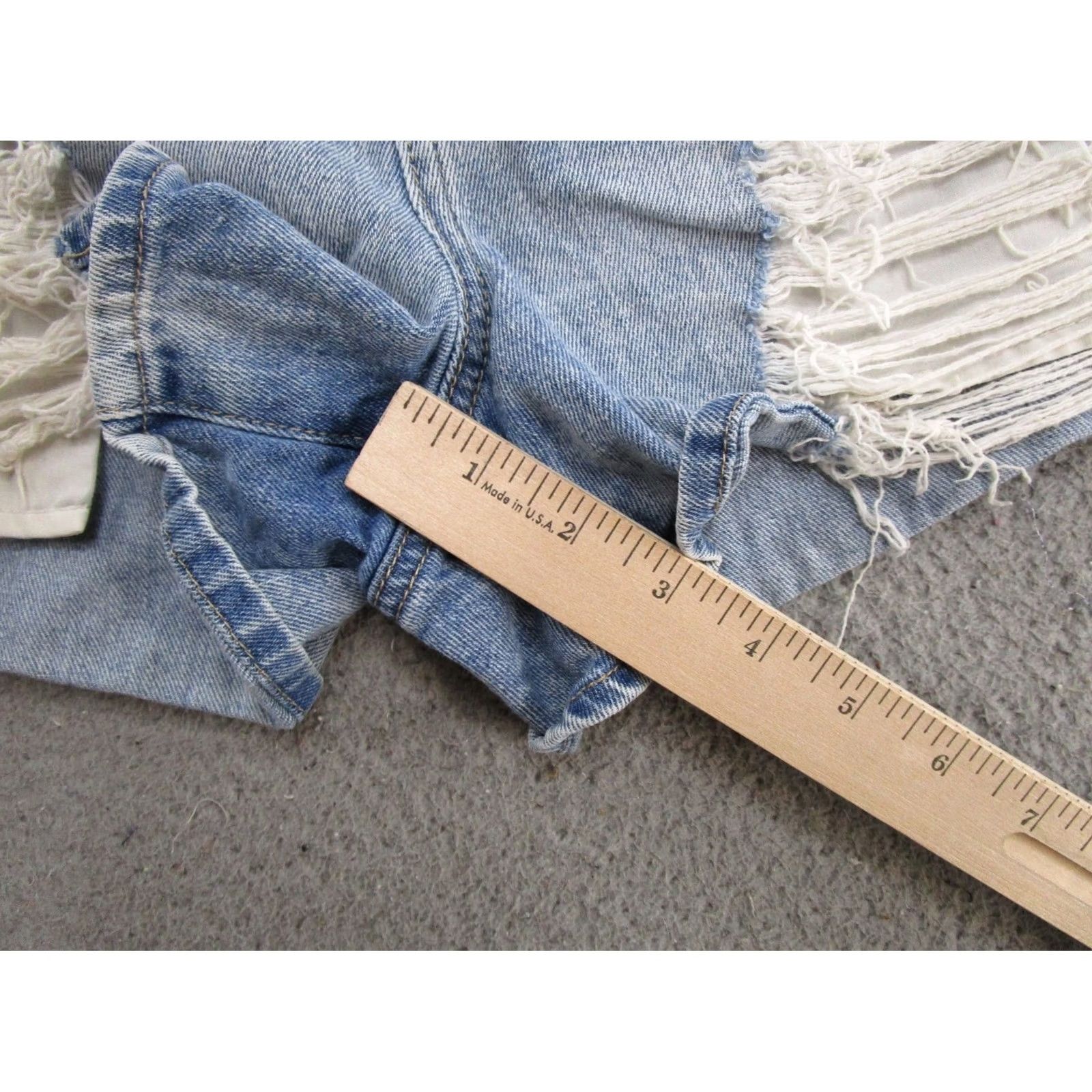 American Eagle Outfitters American Eagle Outfitters Mom Shorts Denim High Rise Blue 0 Comfort Stretch Waistband 5-Pocket Women Summer Vintage No (adjust to 200 chars max) Size 25" / US 0 / IT 36 - 7 Thumbnail