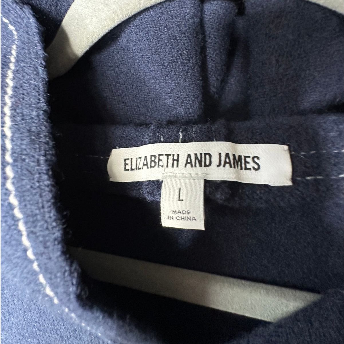 Elizabeth and James Elizabeth & James Navy White Stitch Long Sleeve Hood Sweater Size L / US 10 / IT 46 - 6 Thumbnail