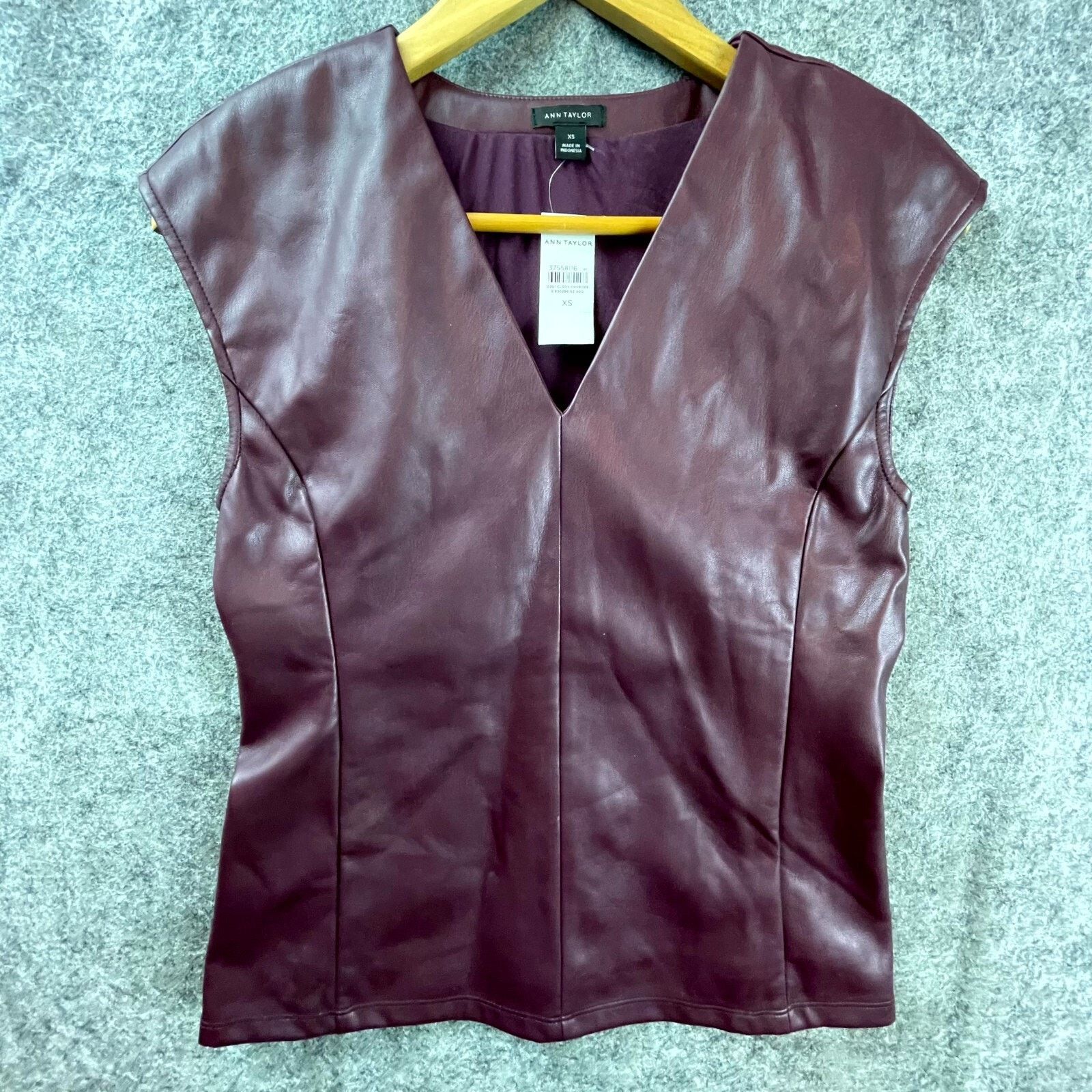 Ann Taylor Ann Taylor Faux Leather Top Womens XS Office Moto Steampunk Size XS / US 0-2 / IT 36-38 - 1 Thumbnail